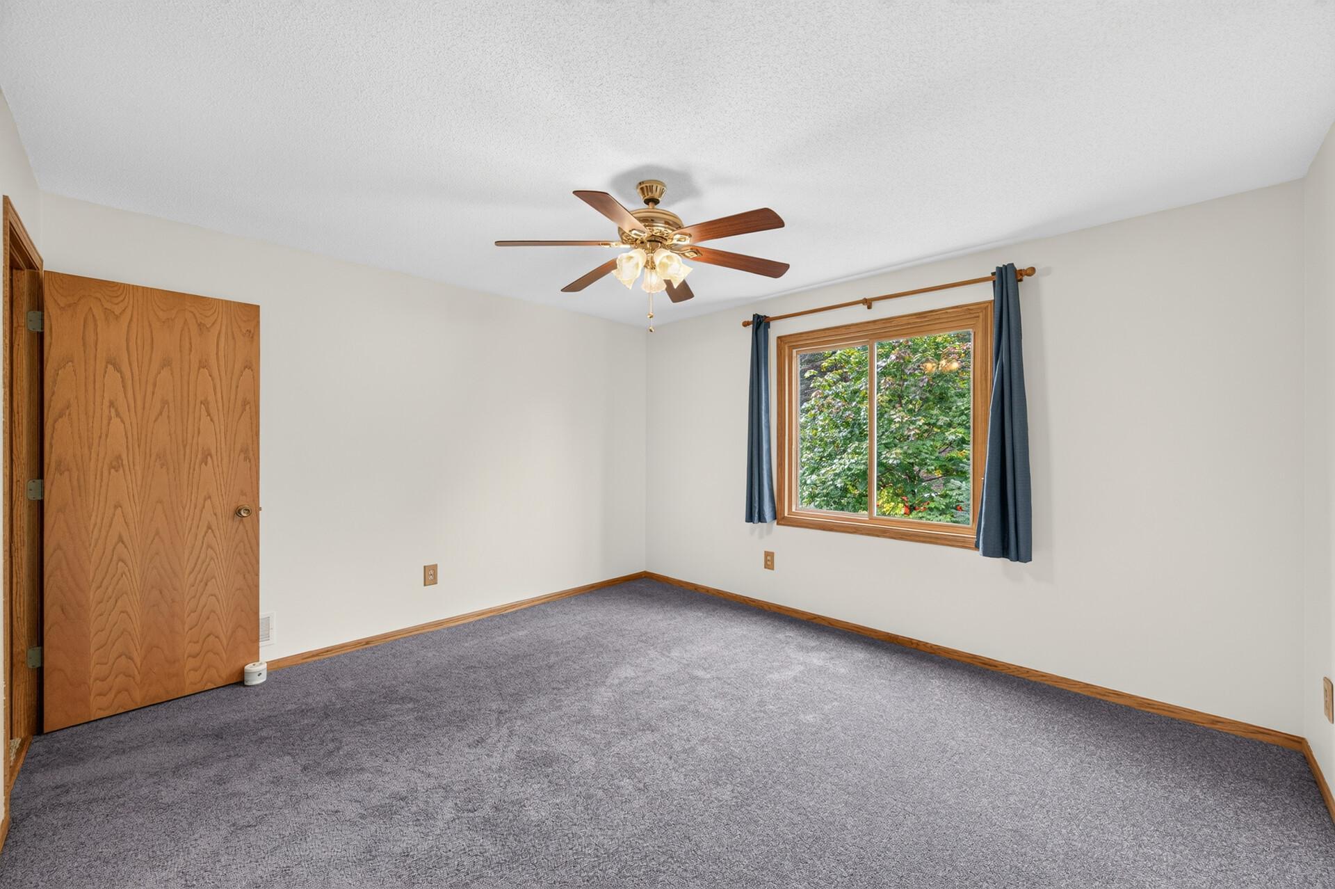 22811 Unser Street Ne Property Photo 31