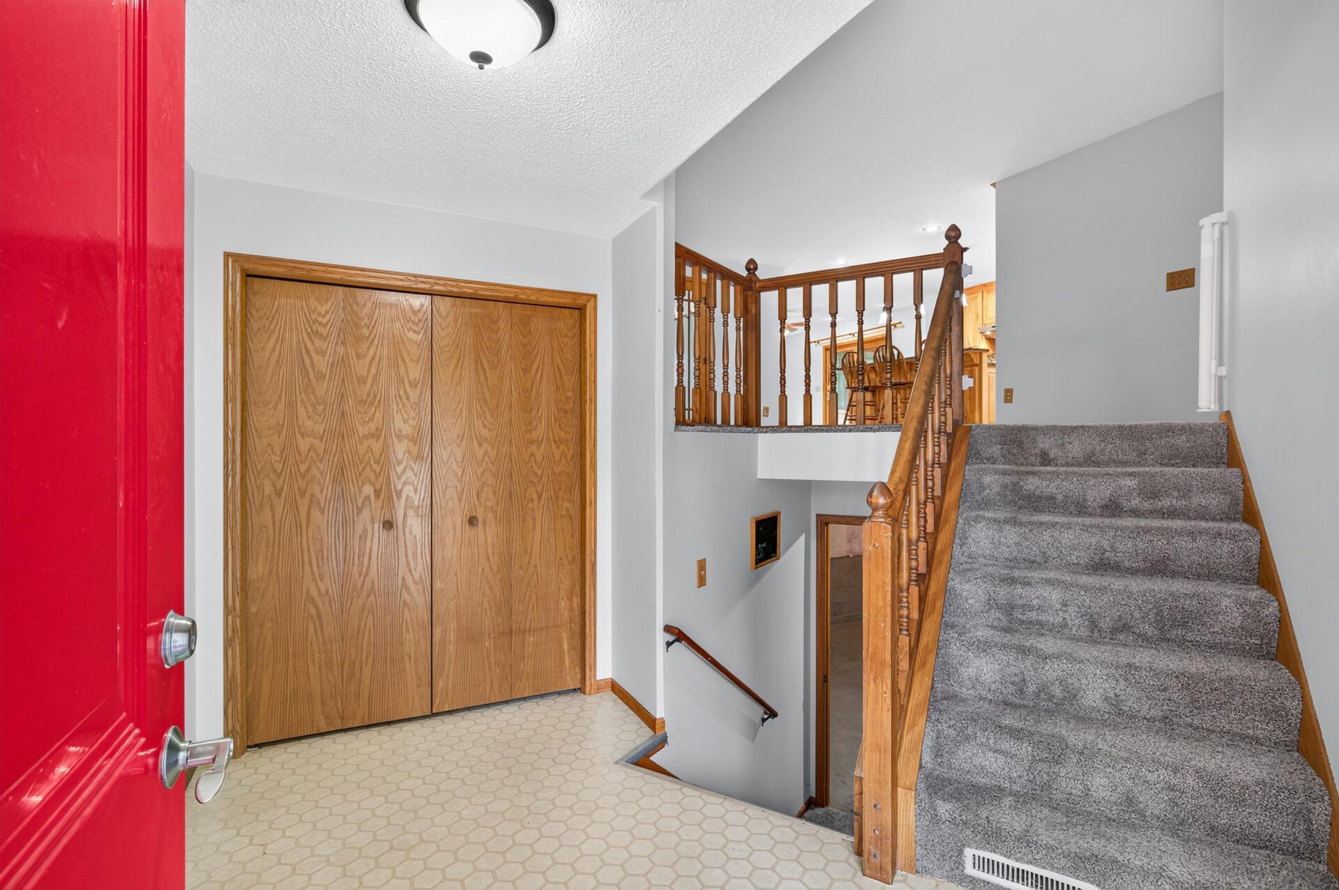 22811 Unser Street Ne Property Photo 38