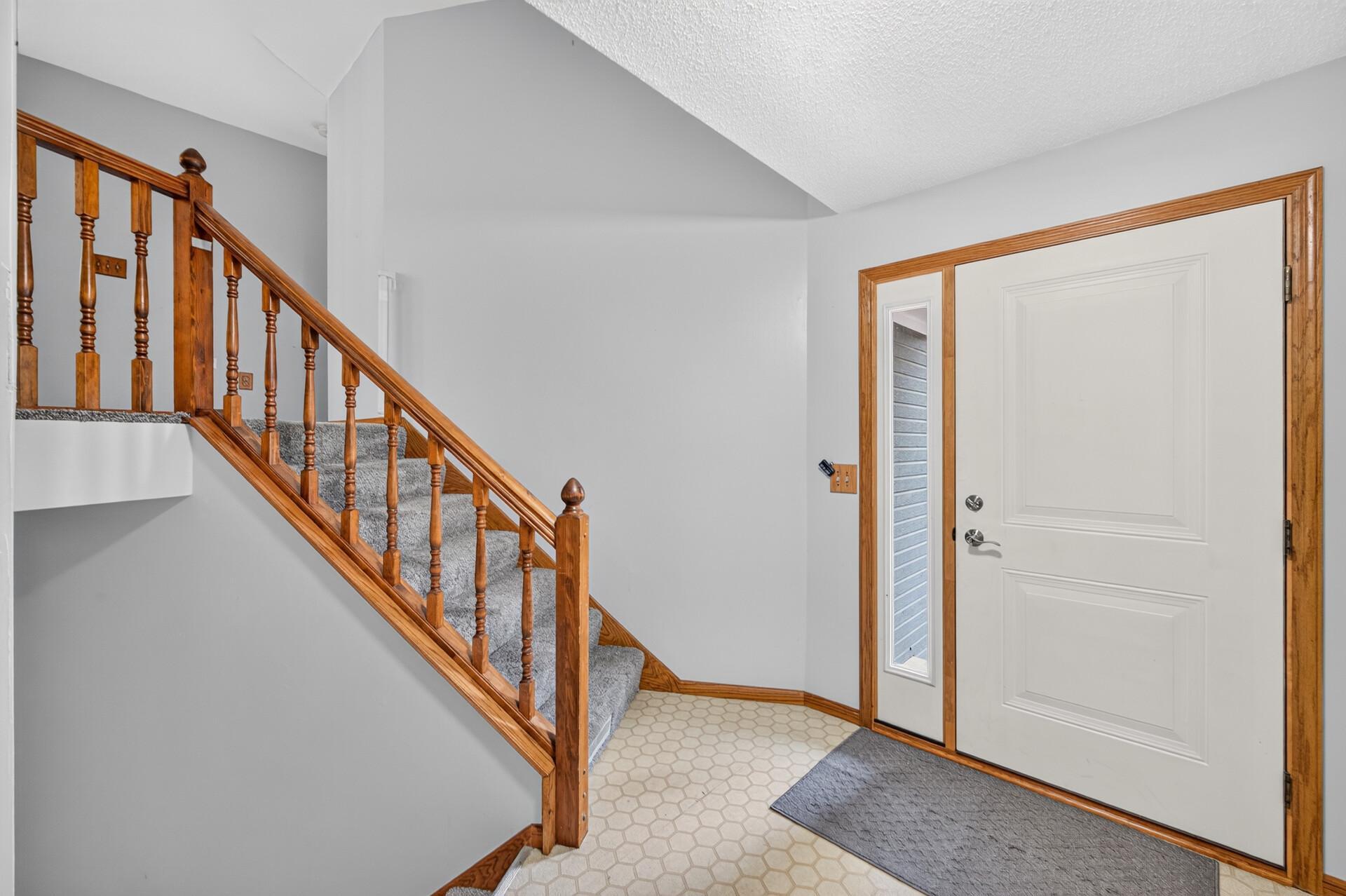 22811 Unser Street Ne Property Photo 39