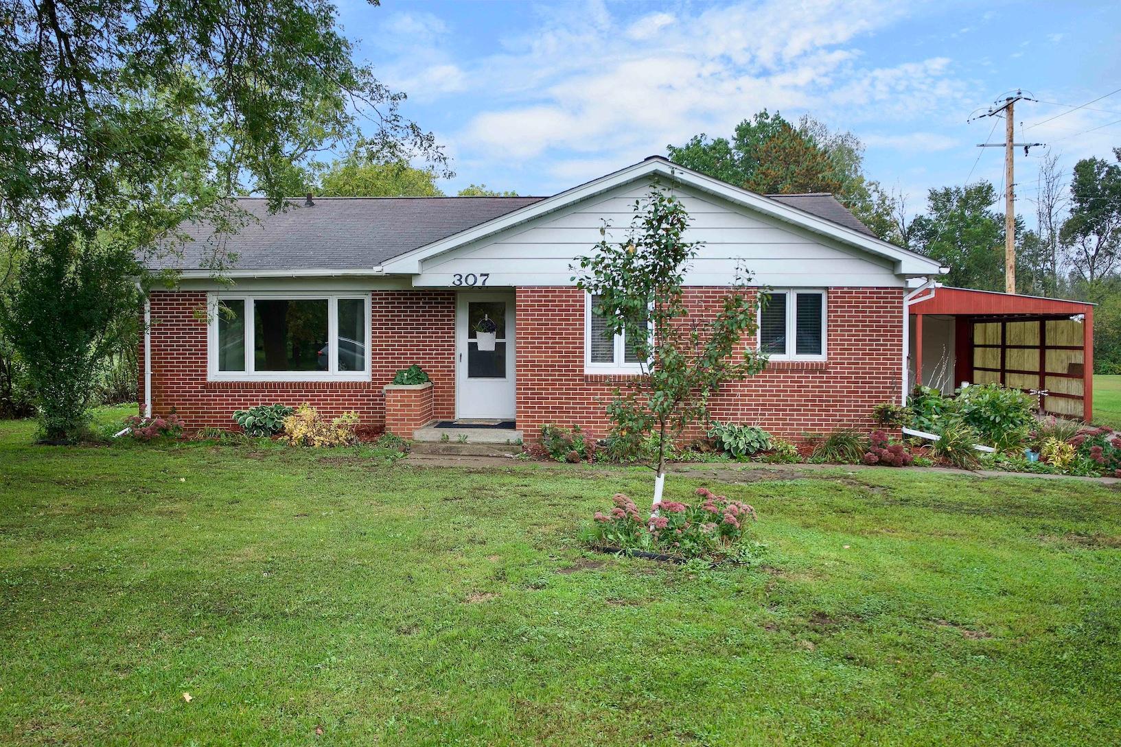 307 Michaels Street Property Photo 1
