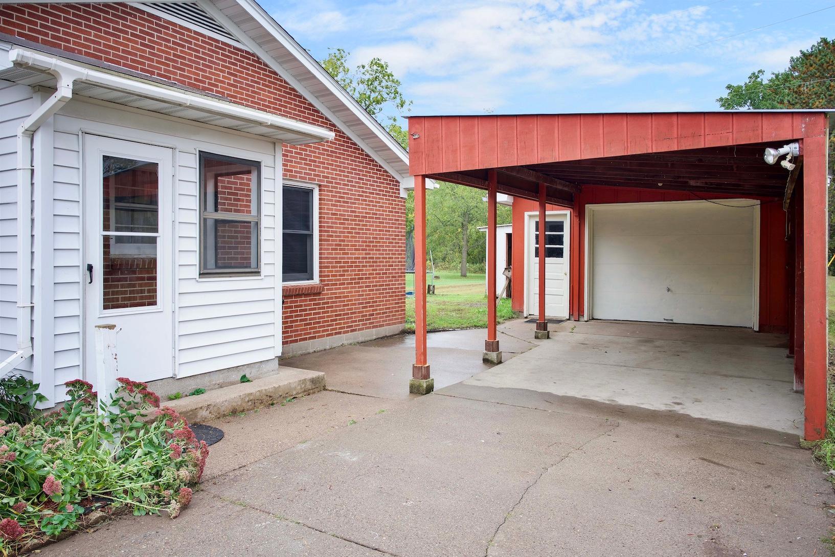 307 Michaels Street Property Photo 20