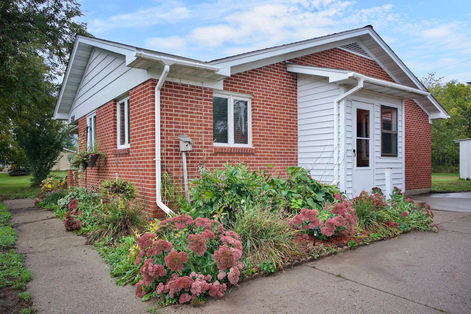 307 Michaels Street Property Photo 22