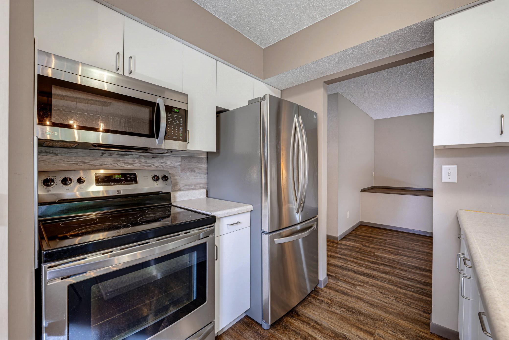 115 E Nelson Street Property Photo 12