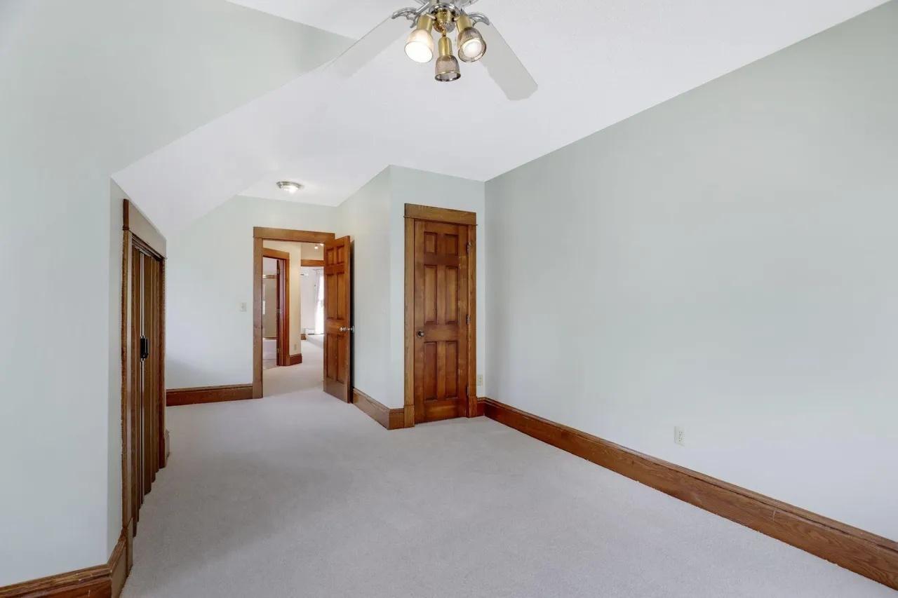 1598 E Shore Drive Property Photo 6