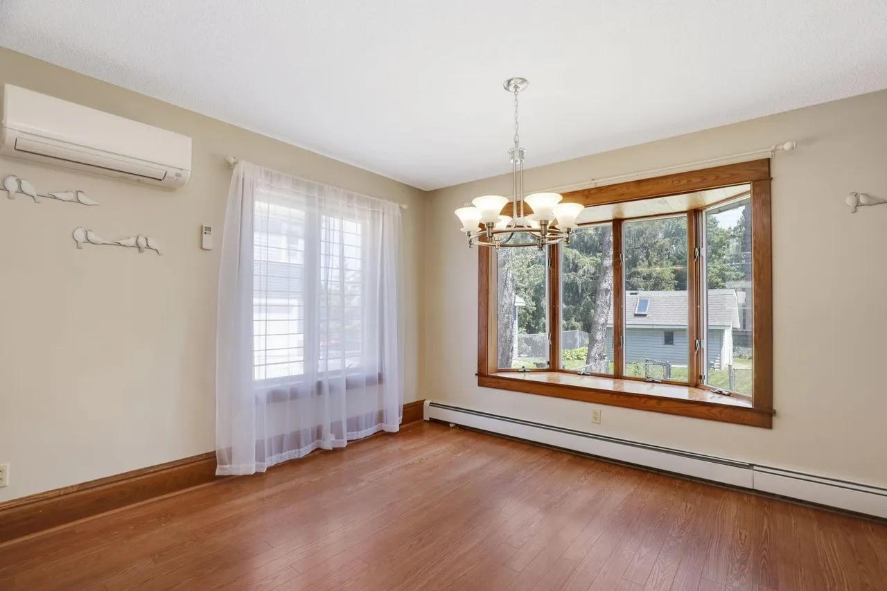 1598 E Shore Drive Property Photo 7