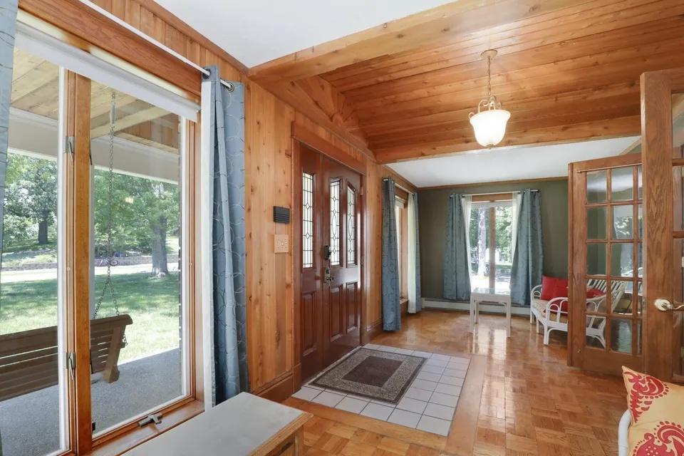 1598 E Shore Drive Property Photo 20