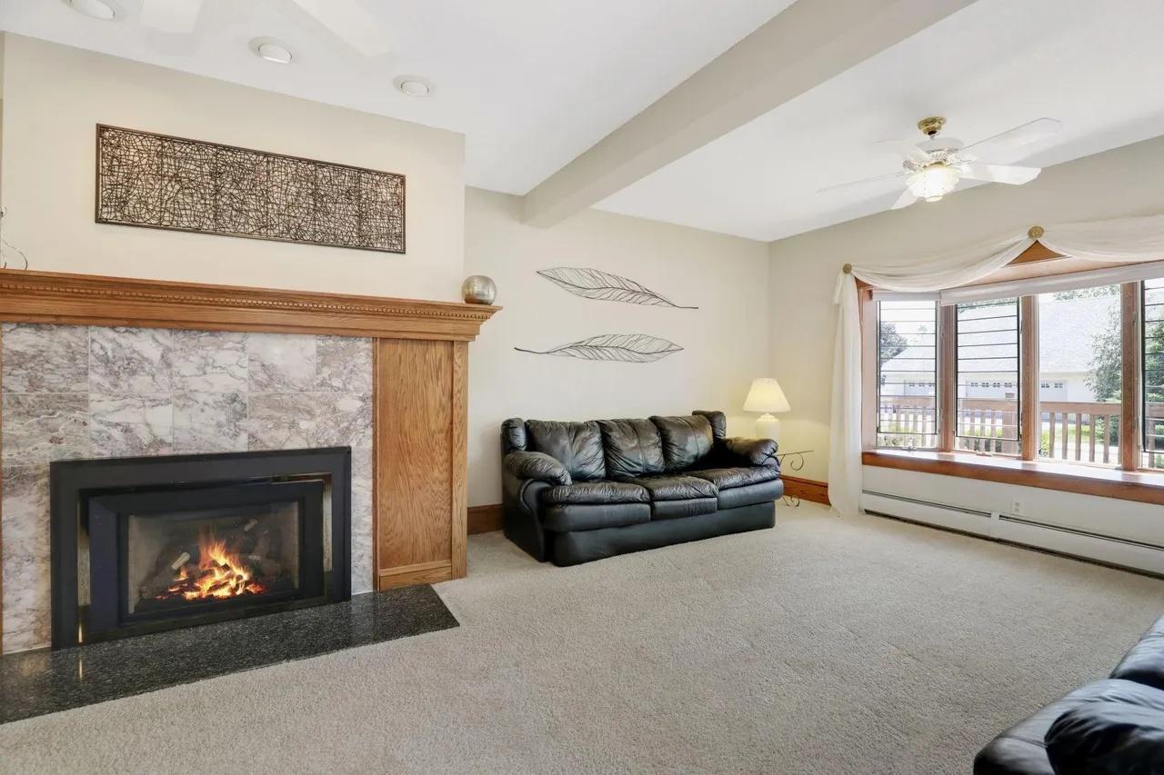 1598 E Shore Drive Property Photo 22
