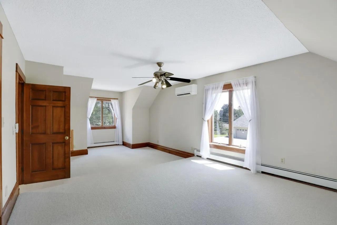 1598 E Shore Drive Property Photo 28