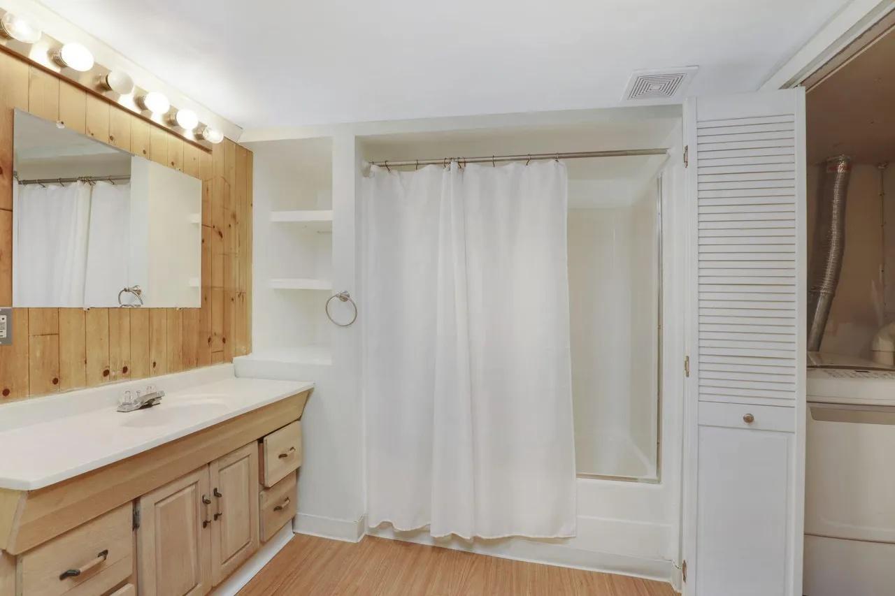 1598 E Shore Drive Property Photo 33