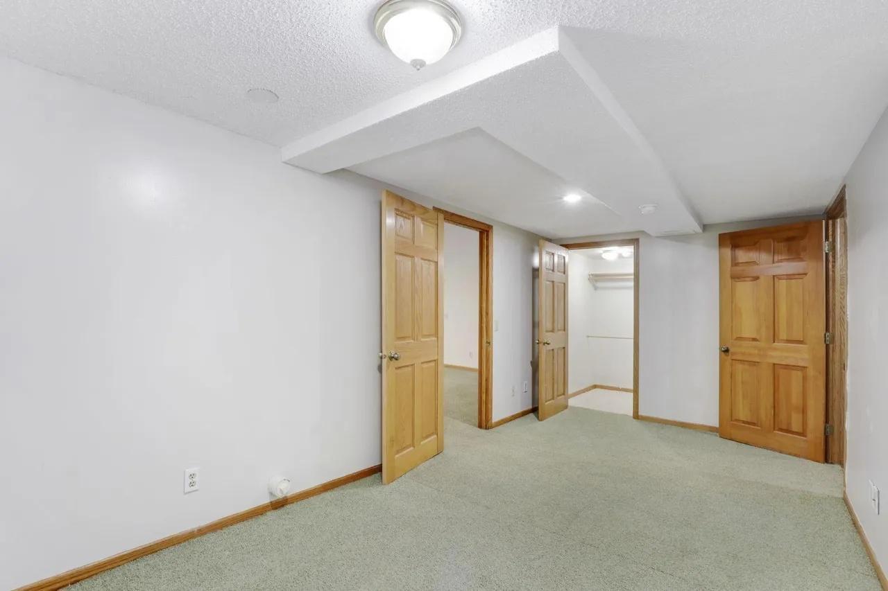 1598 E Shore Drive Property Photo 34