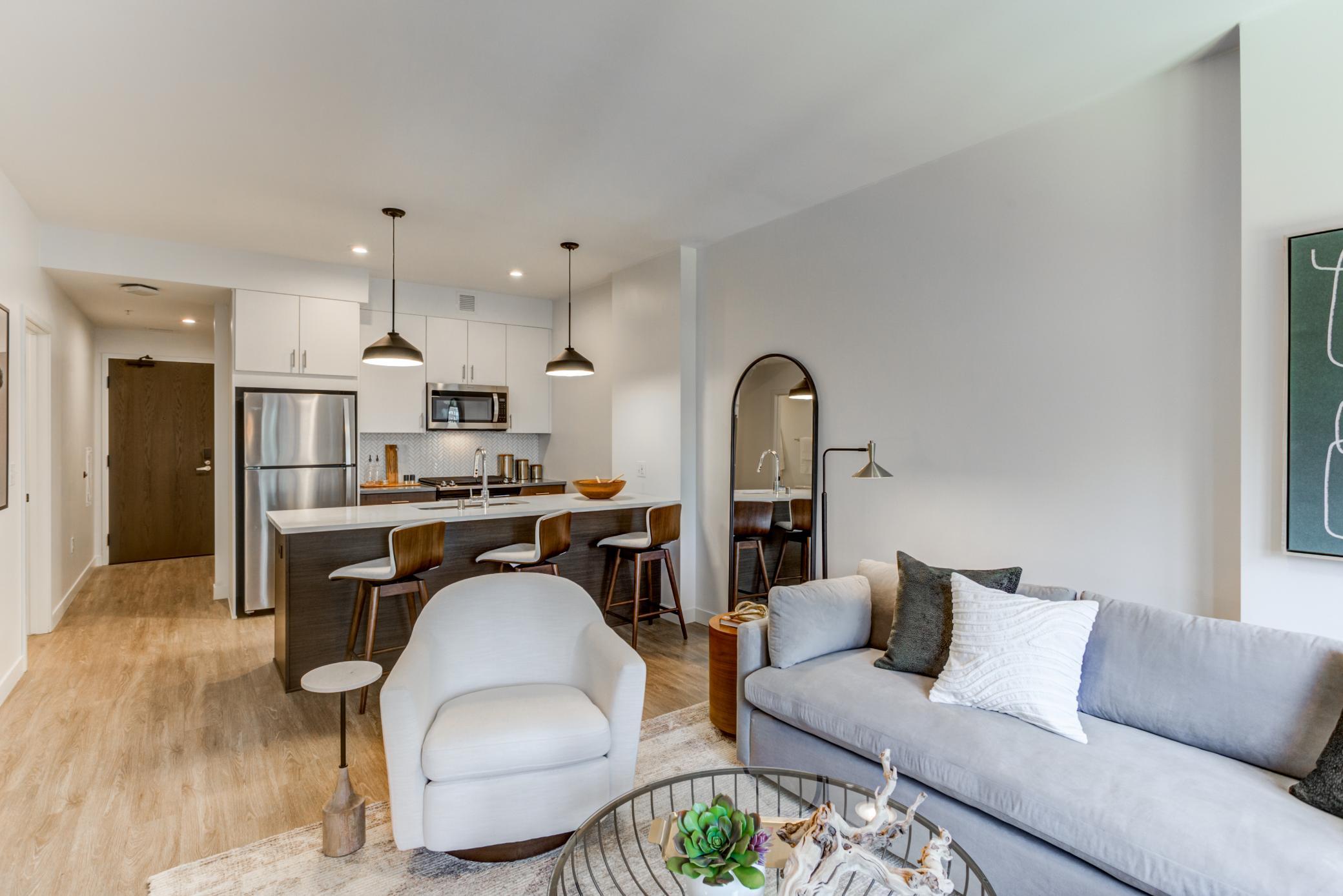 270 Hennepin Avenue 801 Property Photo 1