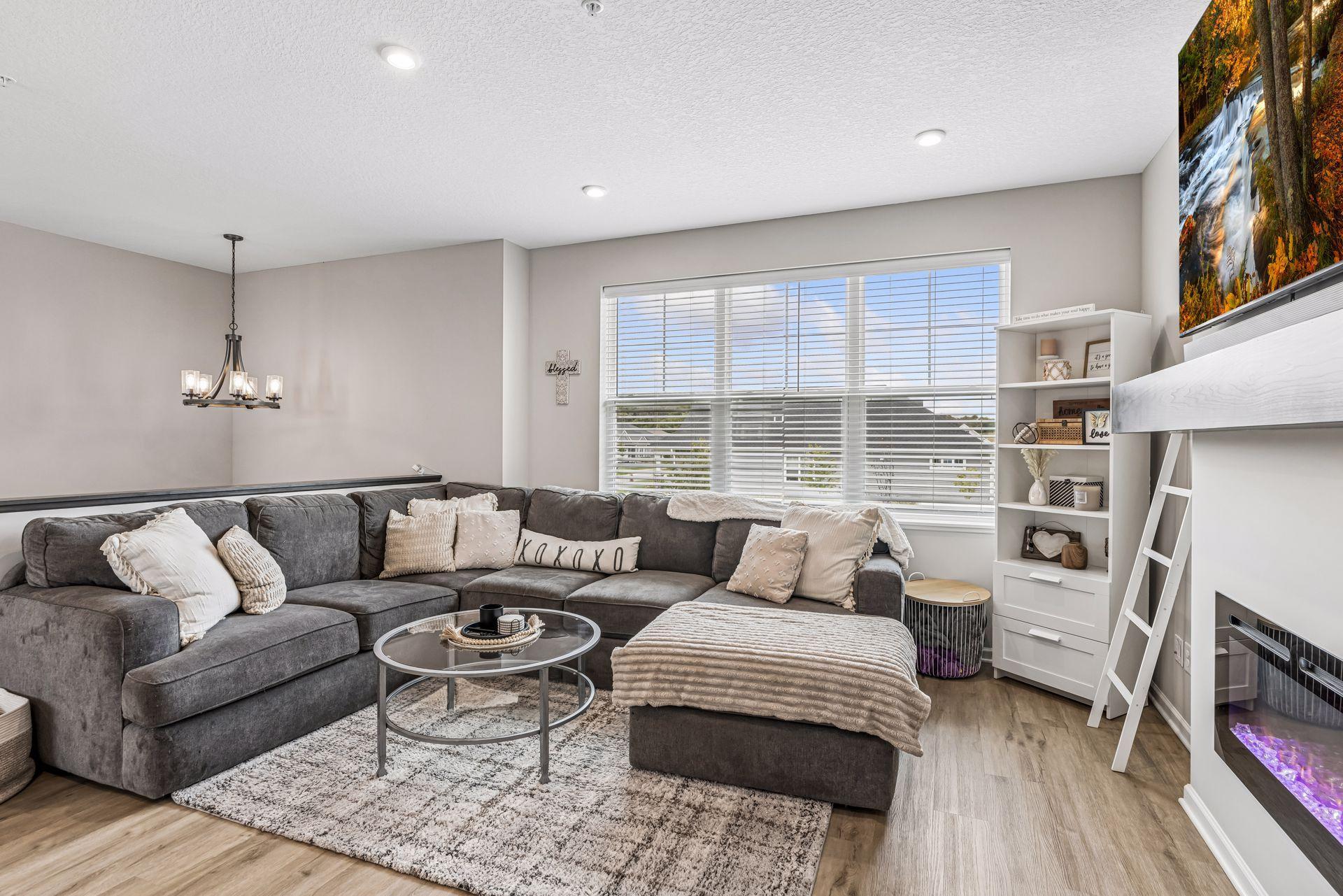 6686 Wildflower Way Property Photo 6