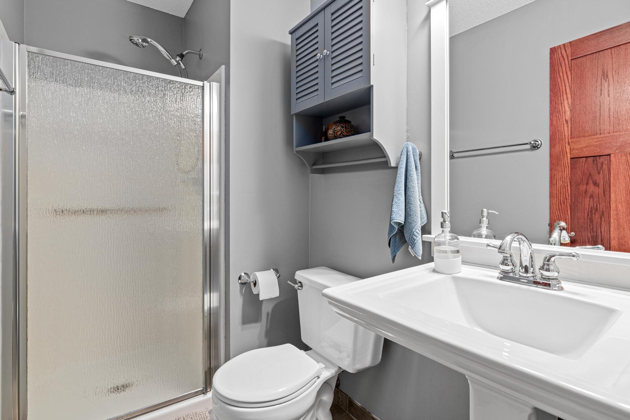 726 Camberwell Drive Property Photo 23