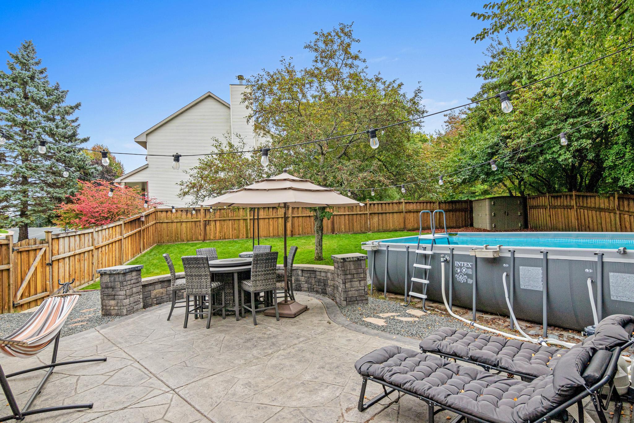 726 Camberwell Drive Property Photo 43