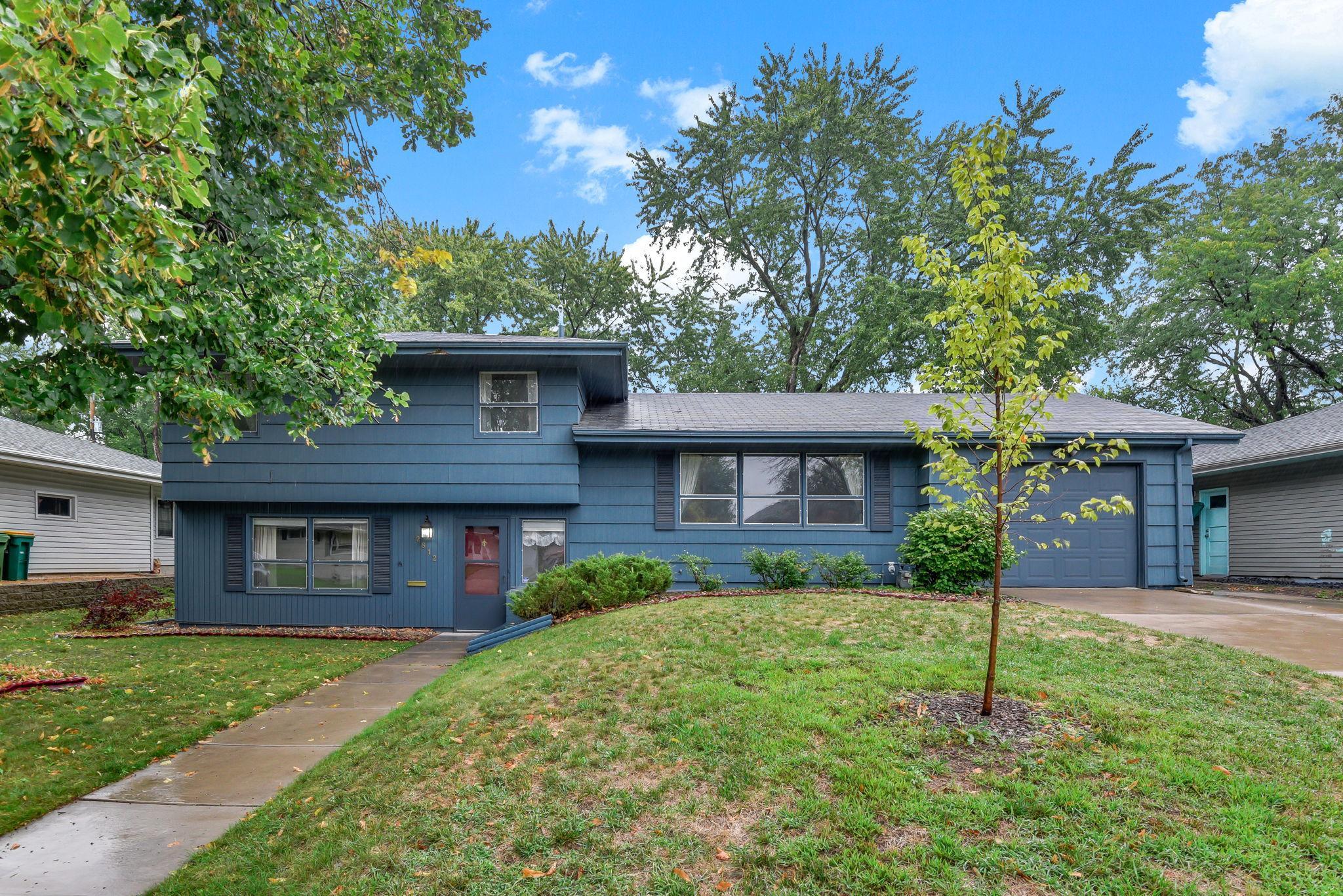 2812 65th Avenue N Property Photo 1