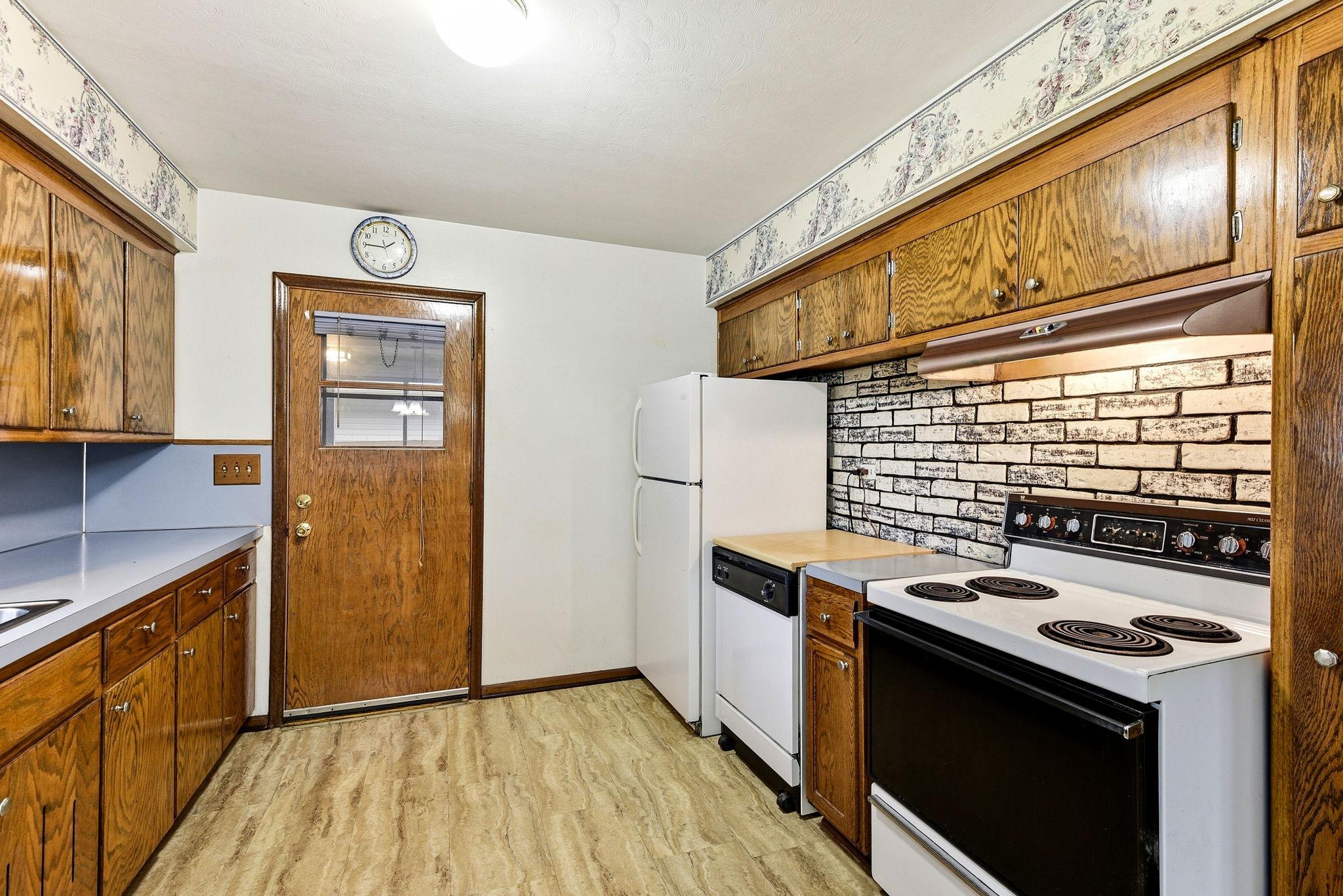 2812 65th Avenue N Property Photo 12