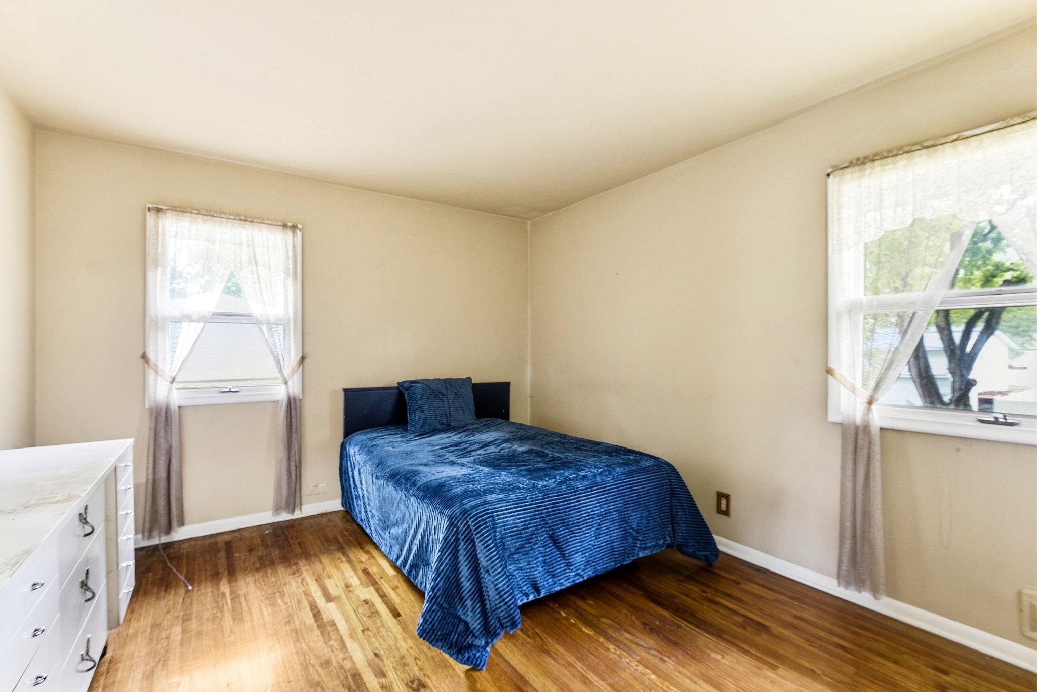 2812 65th Avenue N Property Photo 15