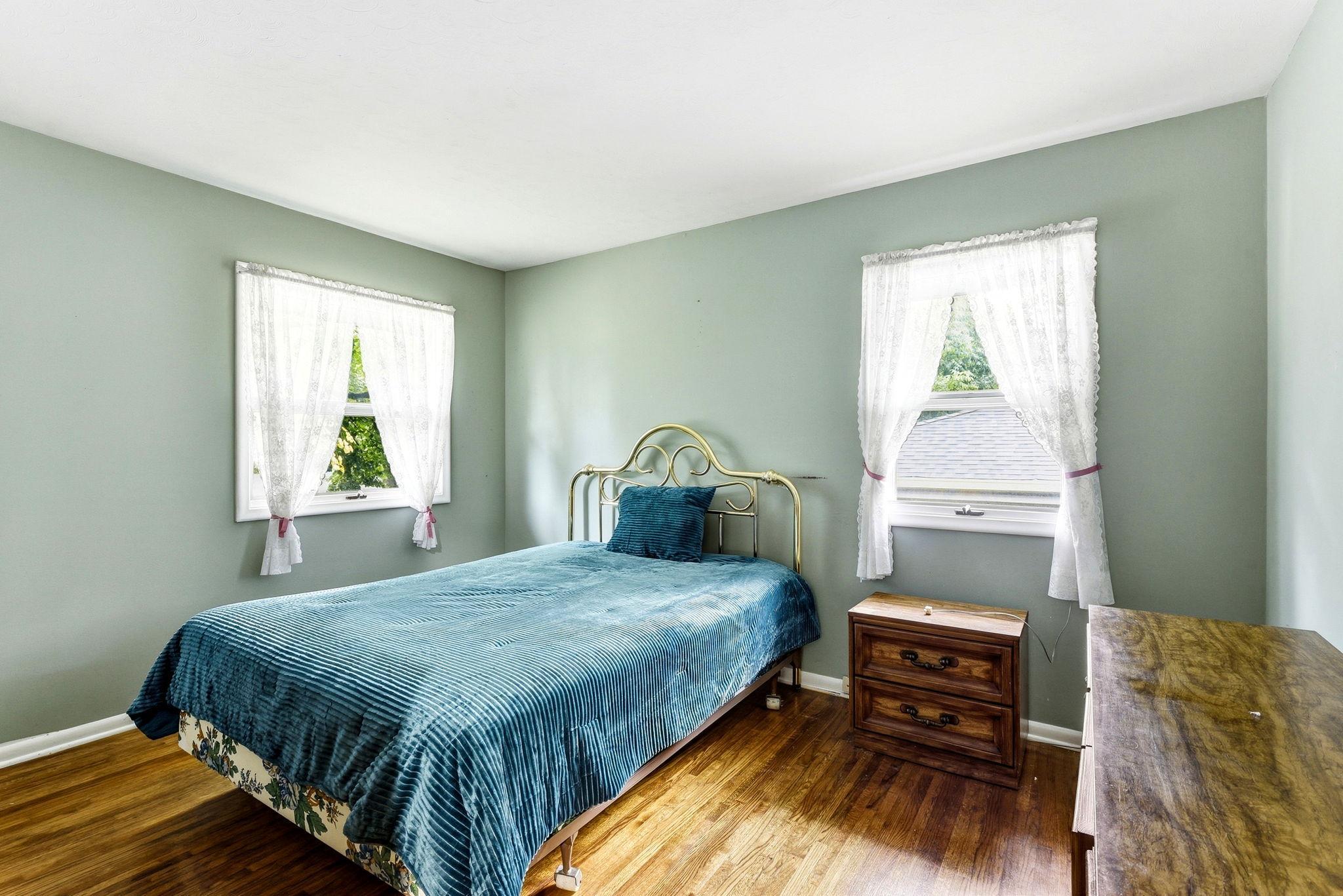 2812 65th Avenue N Property Photo 16