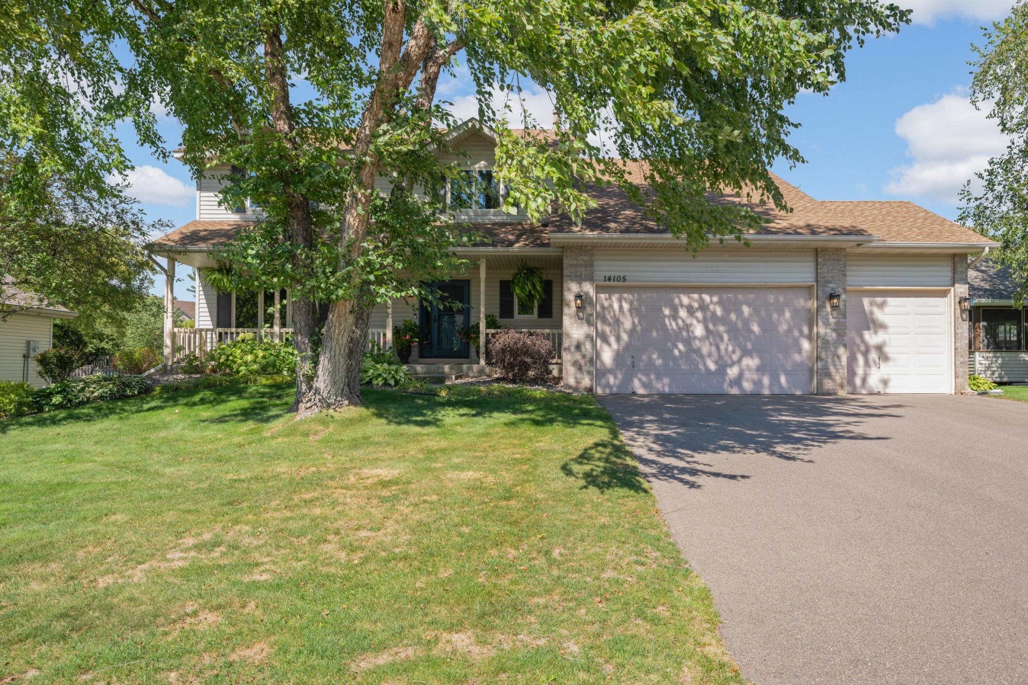14105 Forest Lane Property Photo 1