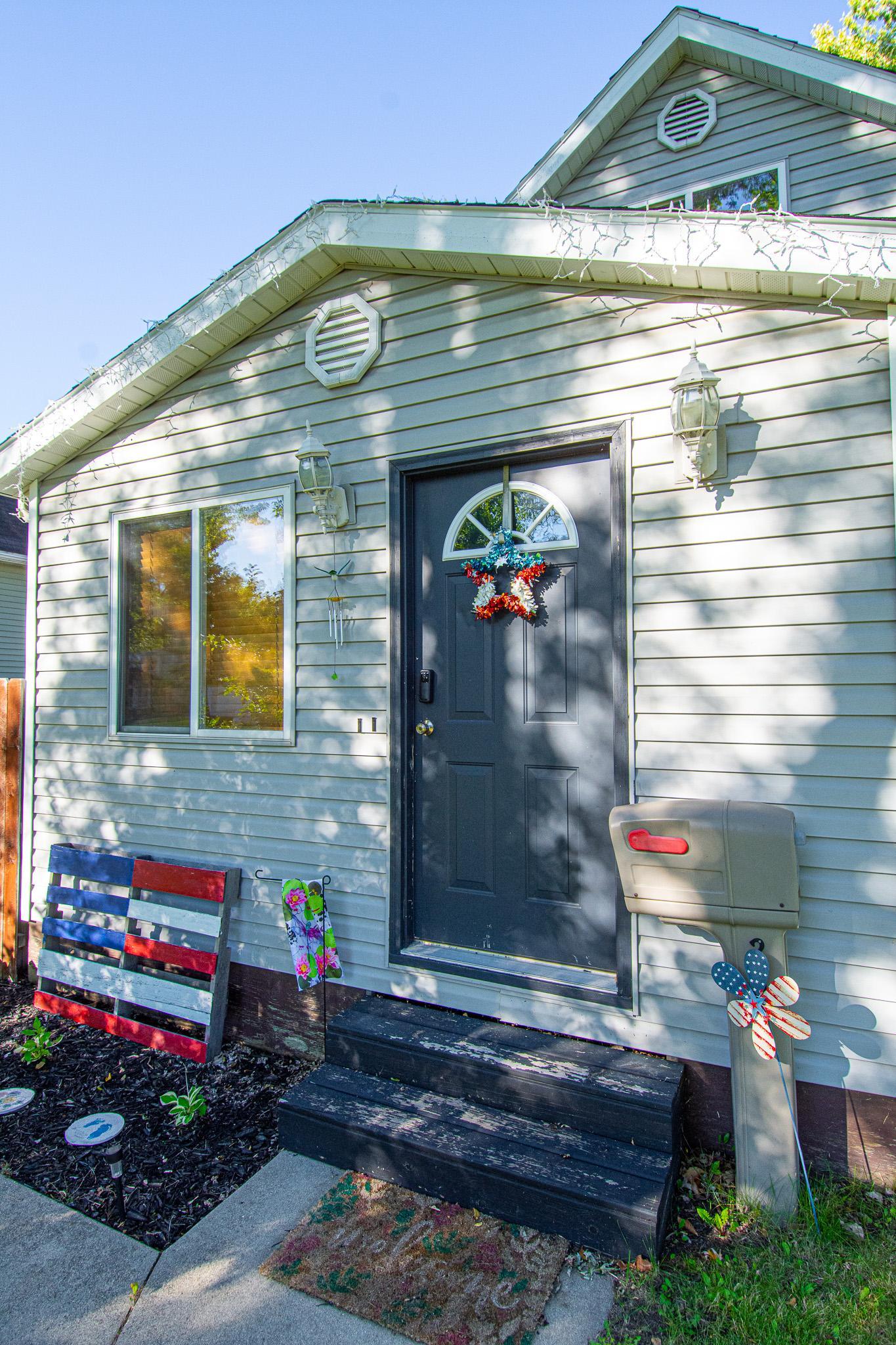 321 State Avenue N Property Photo 3