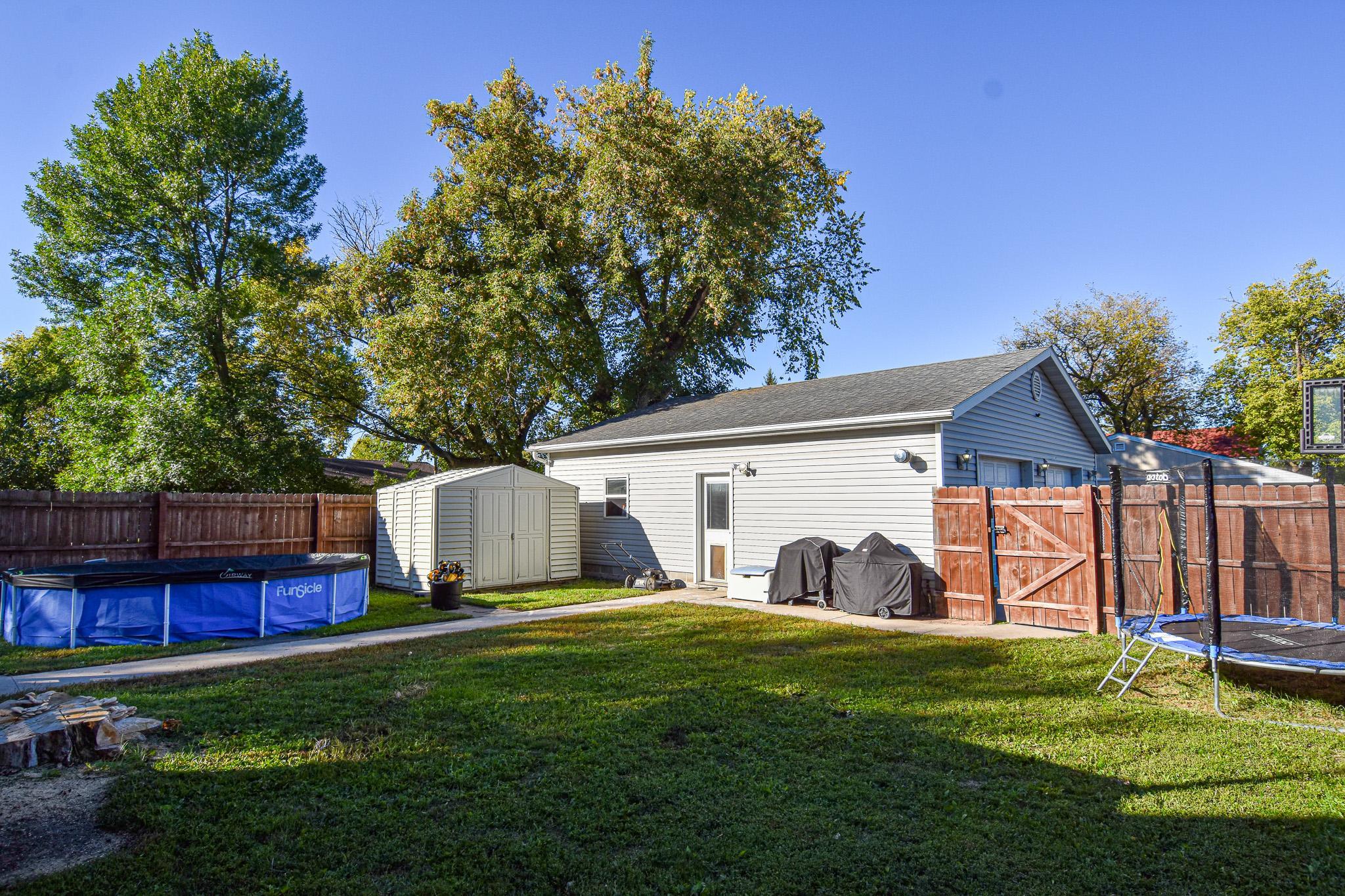 321 State Avenue N Property Photo 30