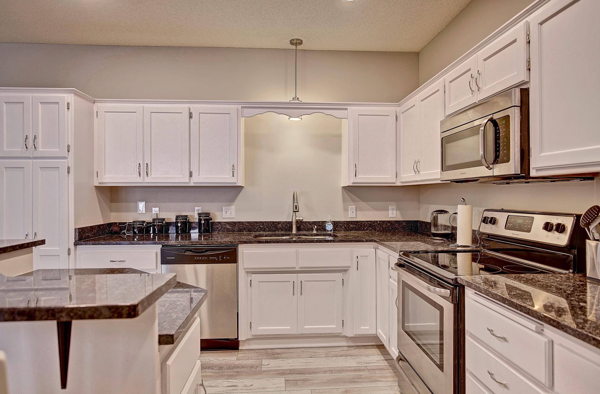 12789 Ulysses Circle Ne Property Photo 12