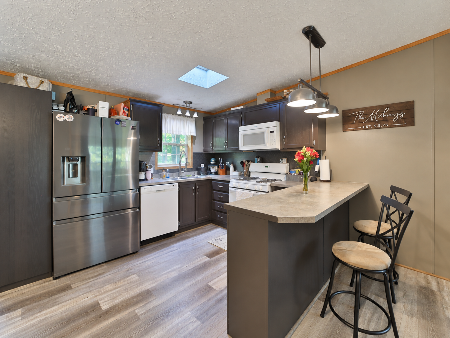 8656 Southview Drive Property Photo 4