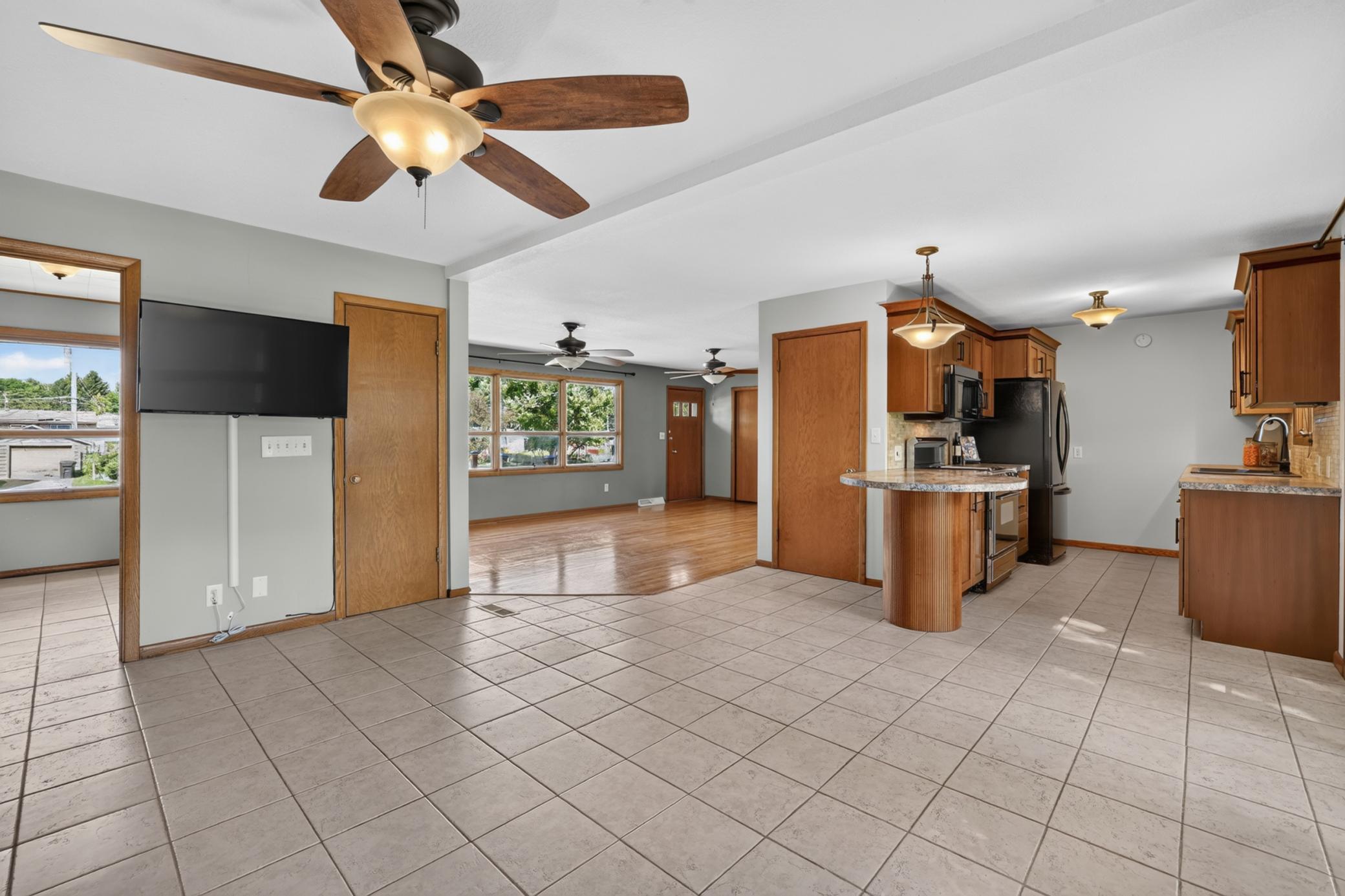 1802 26th Street Nw Property Photo 10