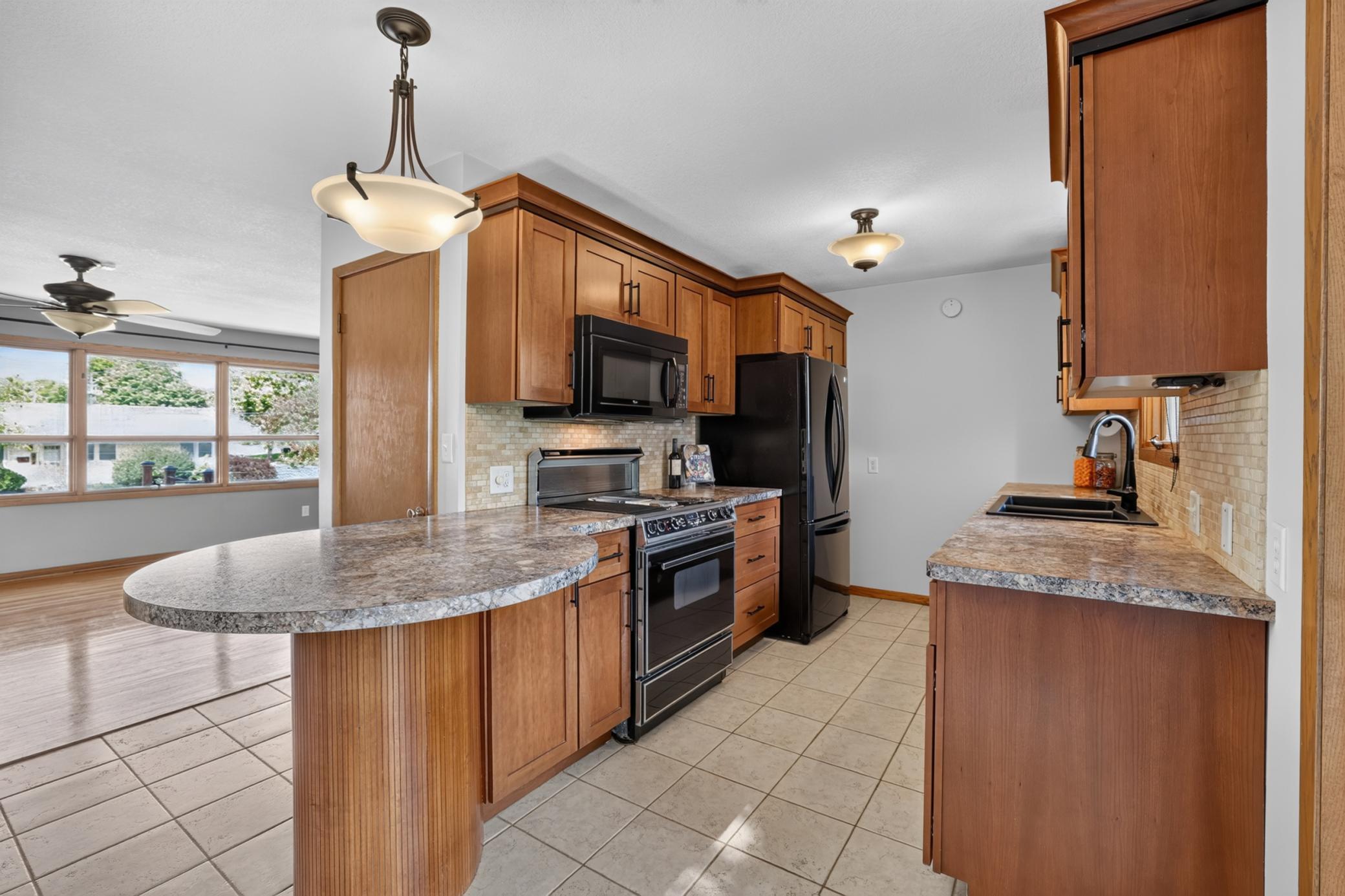 1802 26th Street Nw Property Photo 13