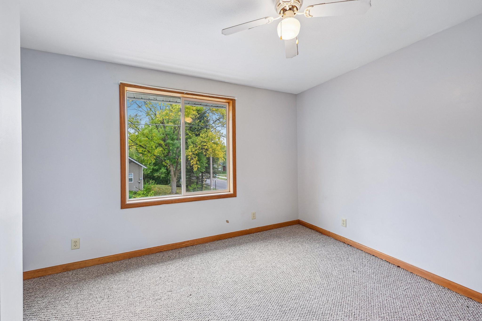 1560 Western Avenue Property Photo 20