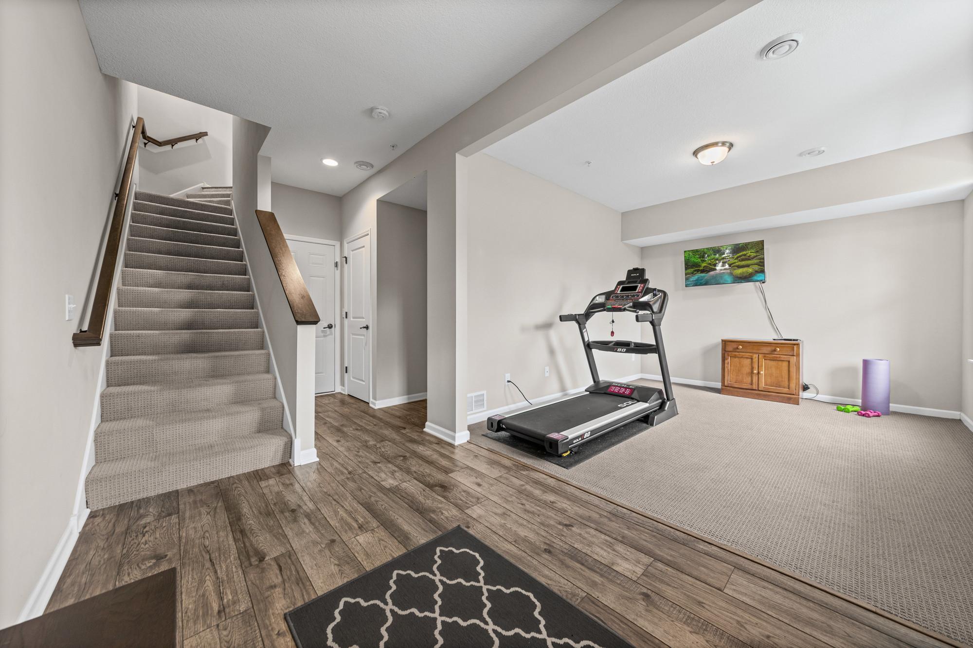 649 Satori Way Property Photo 8