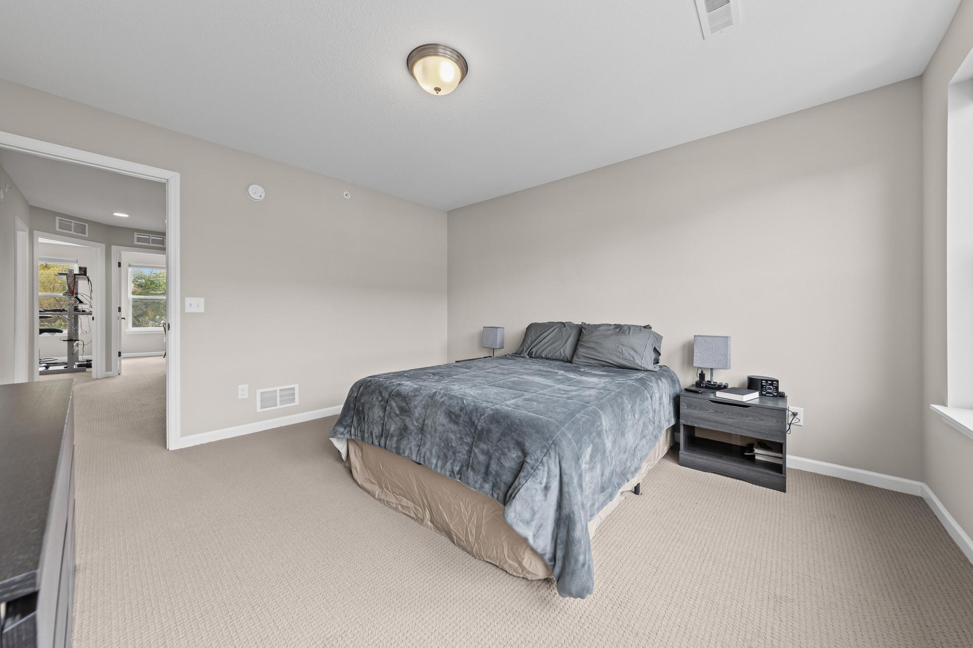 649 Satori Way Property Photo 34