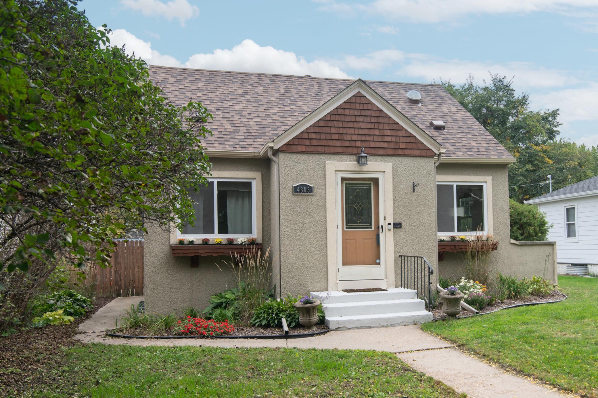 4605 Clinton Avenue Property Photo 1