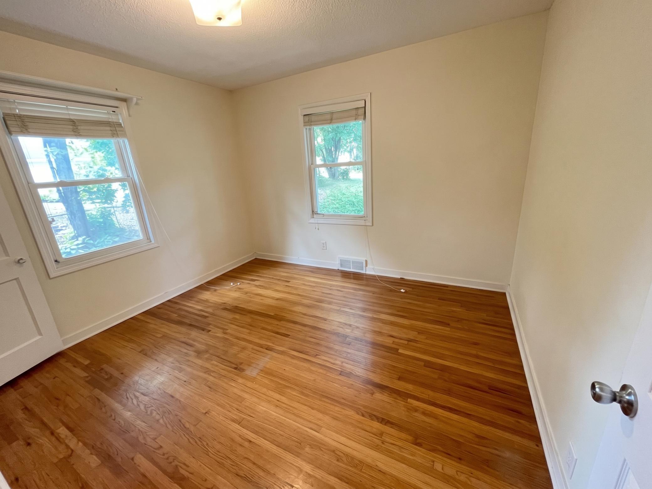 5749 Sunset Road Property Photo 5