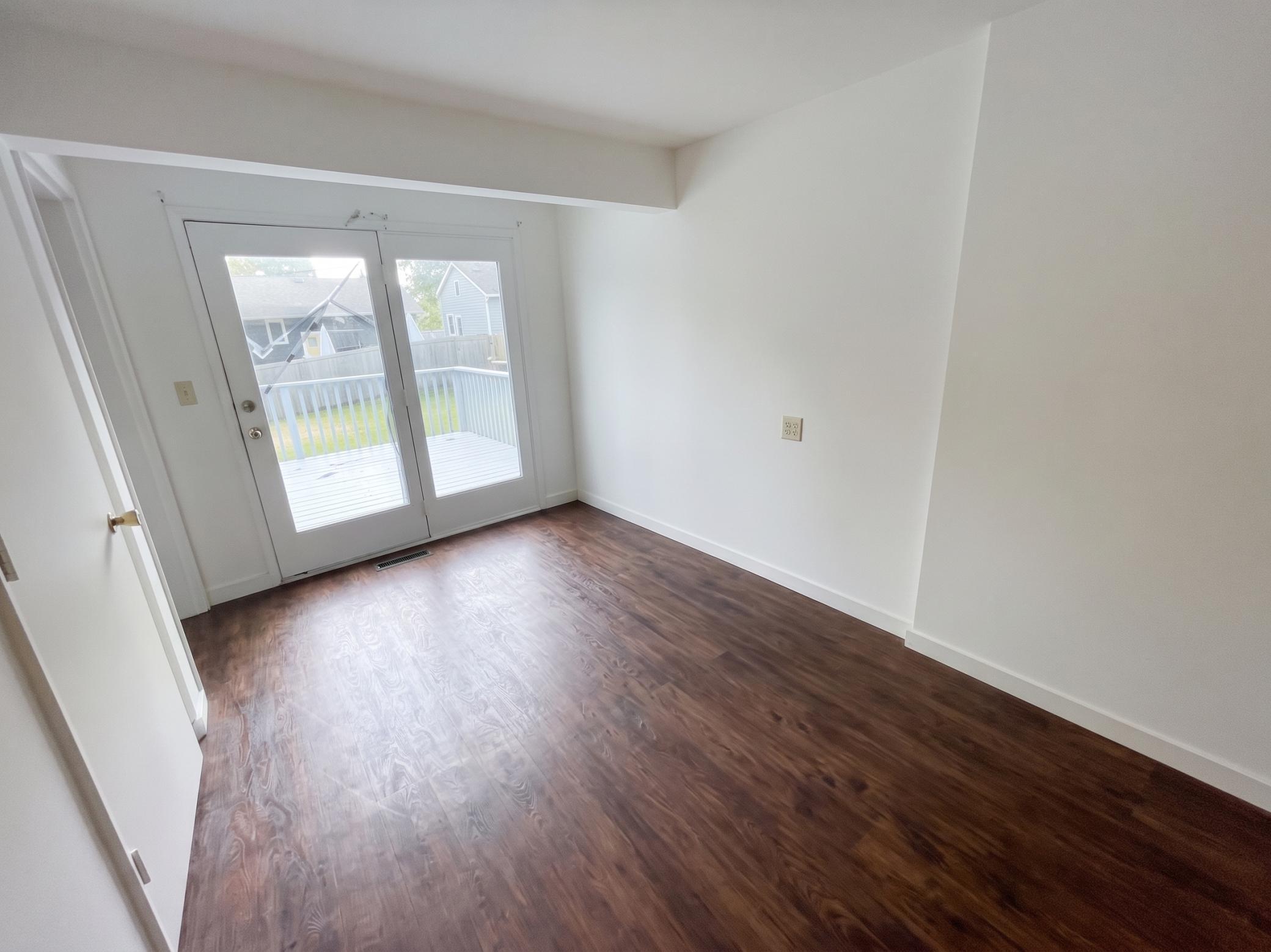 5749 Sunset Road Property Photo 8