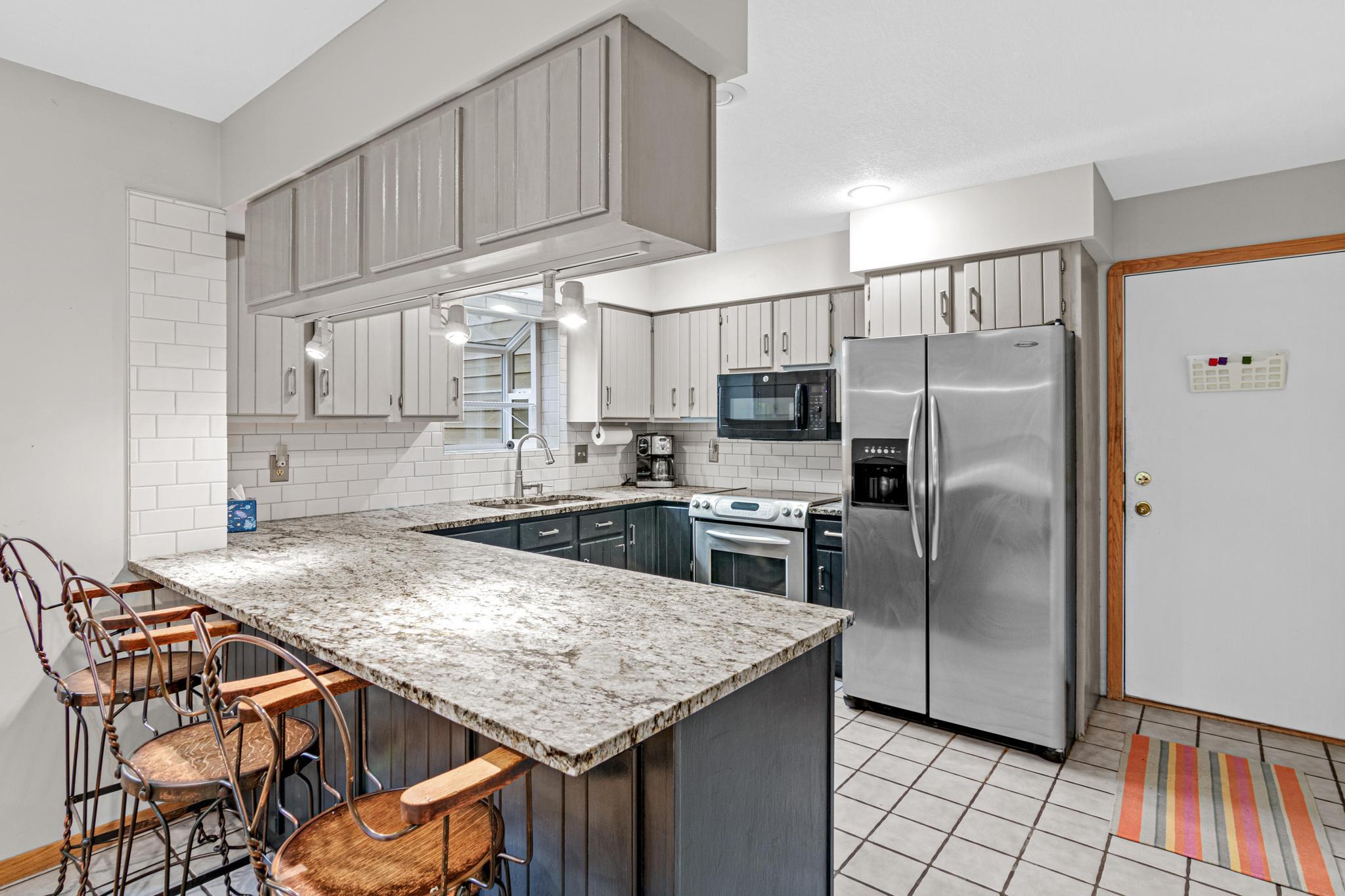 10120 Manning Avenue N Property Photo 3