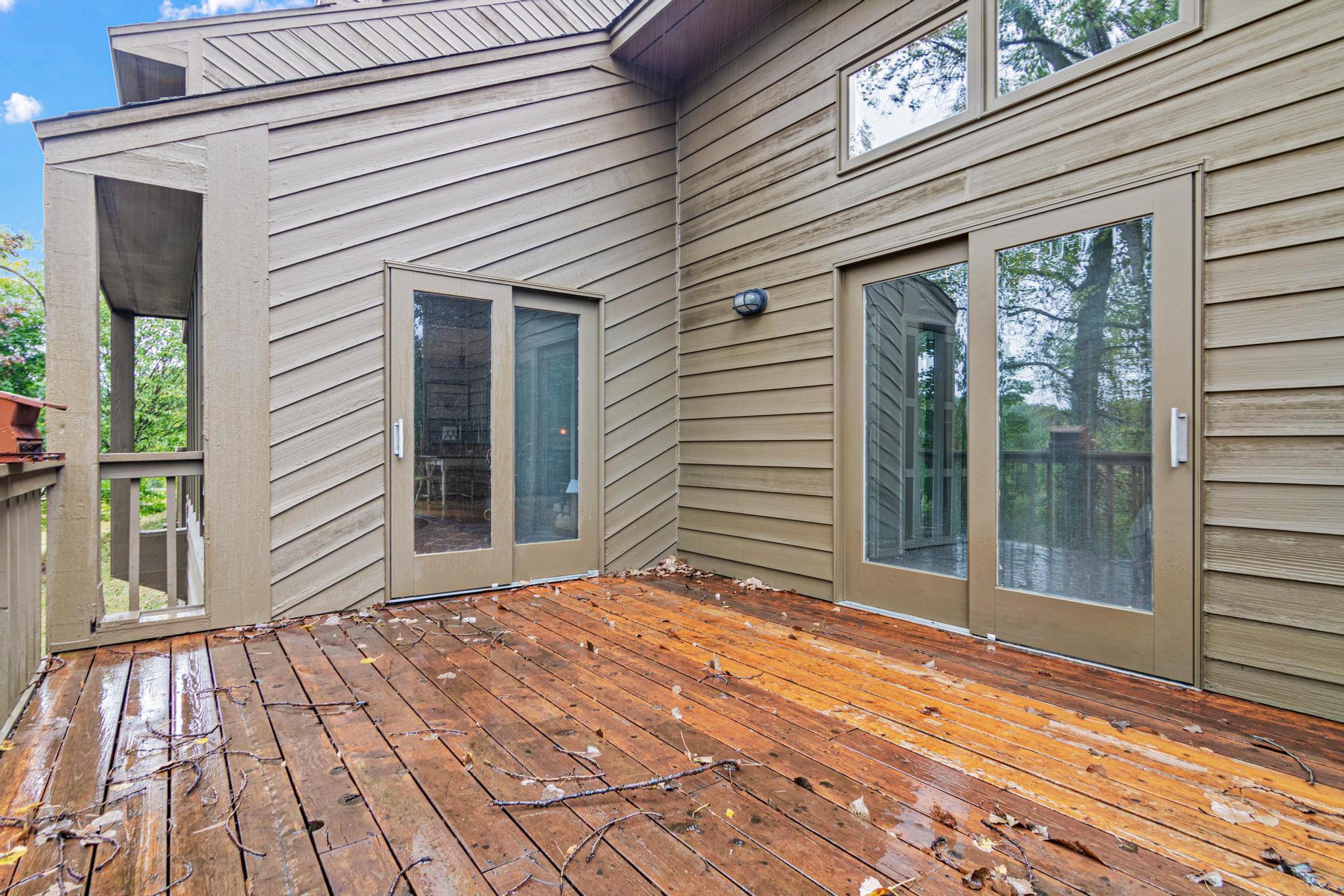 10120 Manning Avenue N Property Photo 25