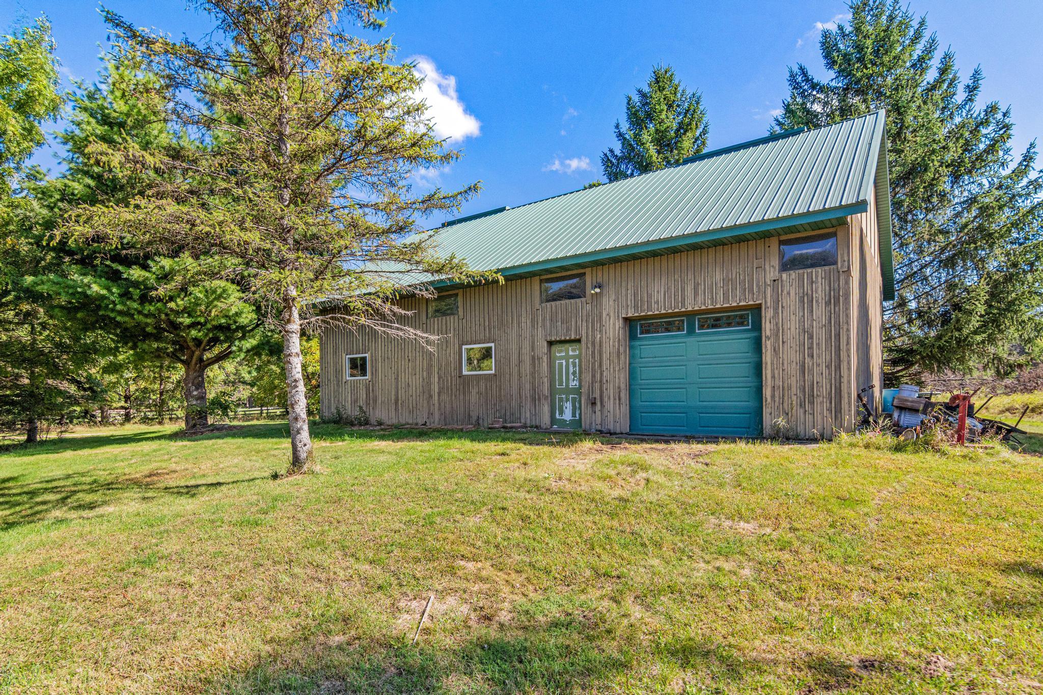 10120 Manning Avenue N Property Photo 31