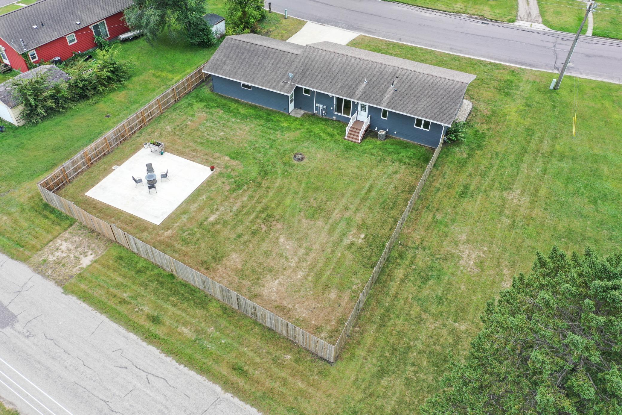 1806 Kansas Avenue Property Photo 3