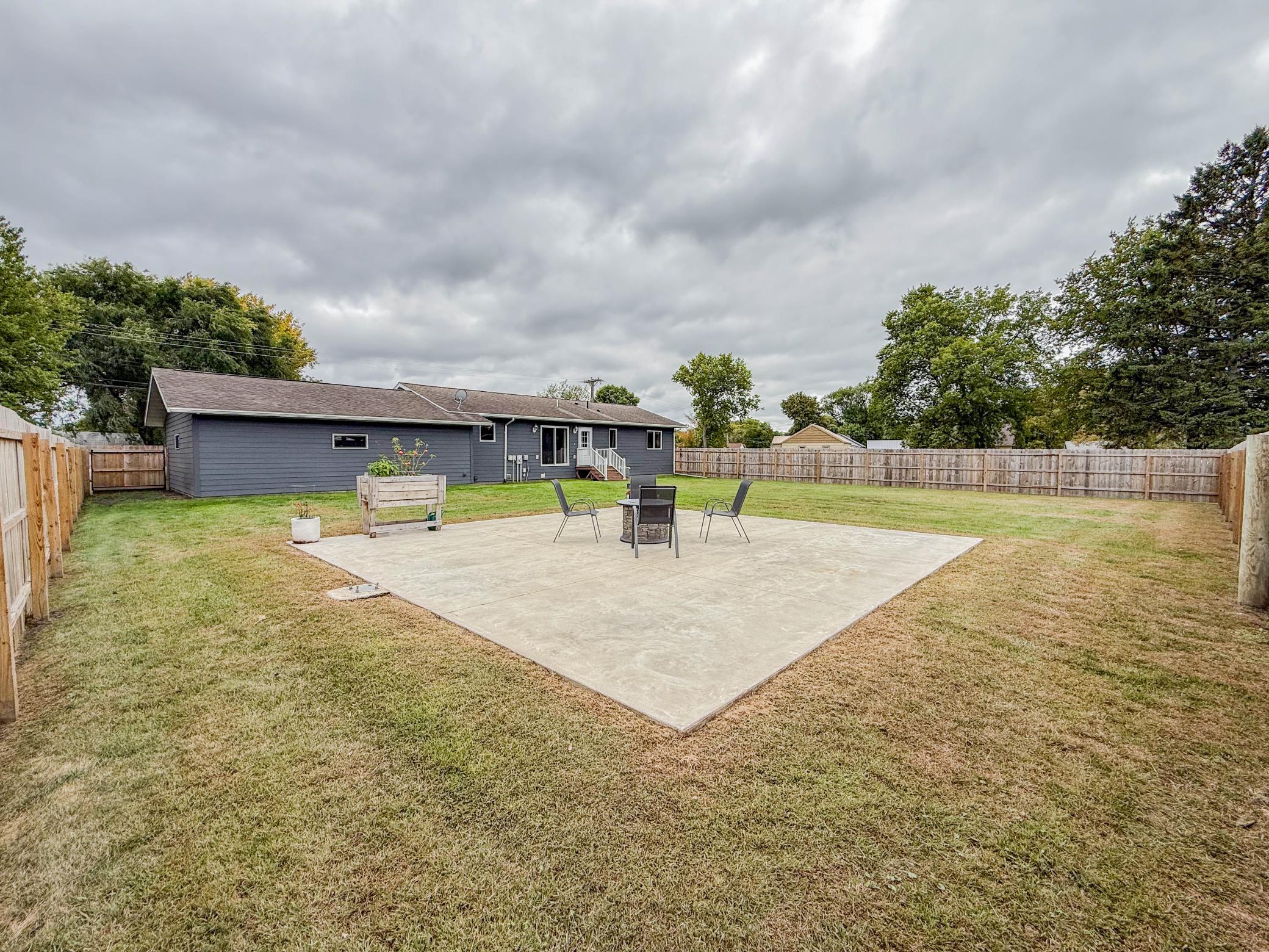 1806 Kansas Avenue Property Photo 4