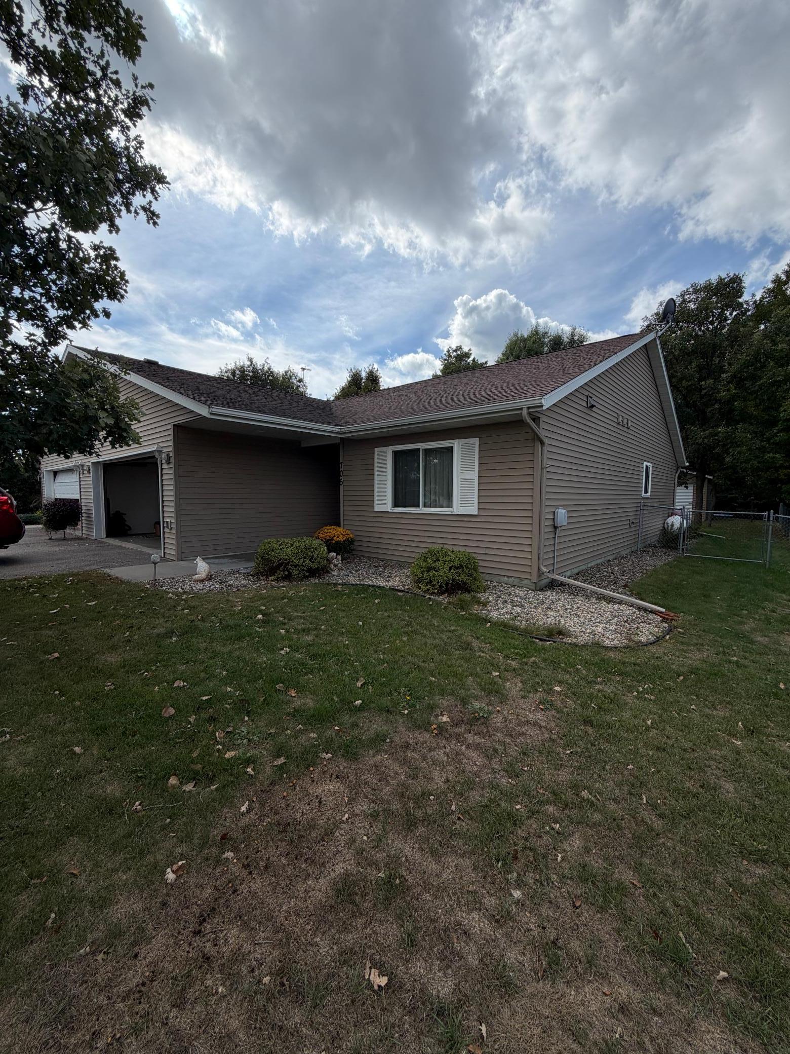 705 Maple Avenue Property Photo 1