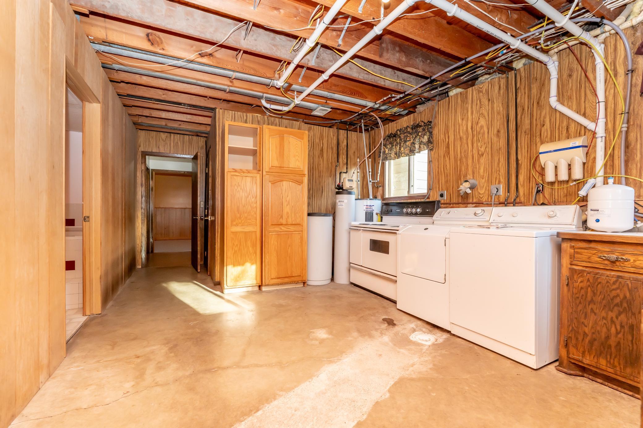 10460 County Road 50 Property Photo 32
