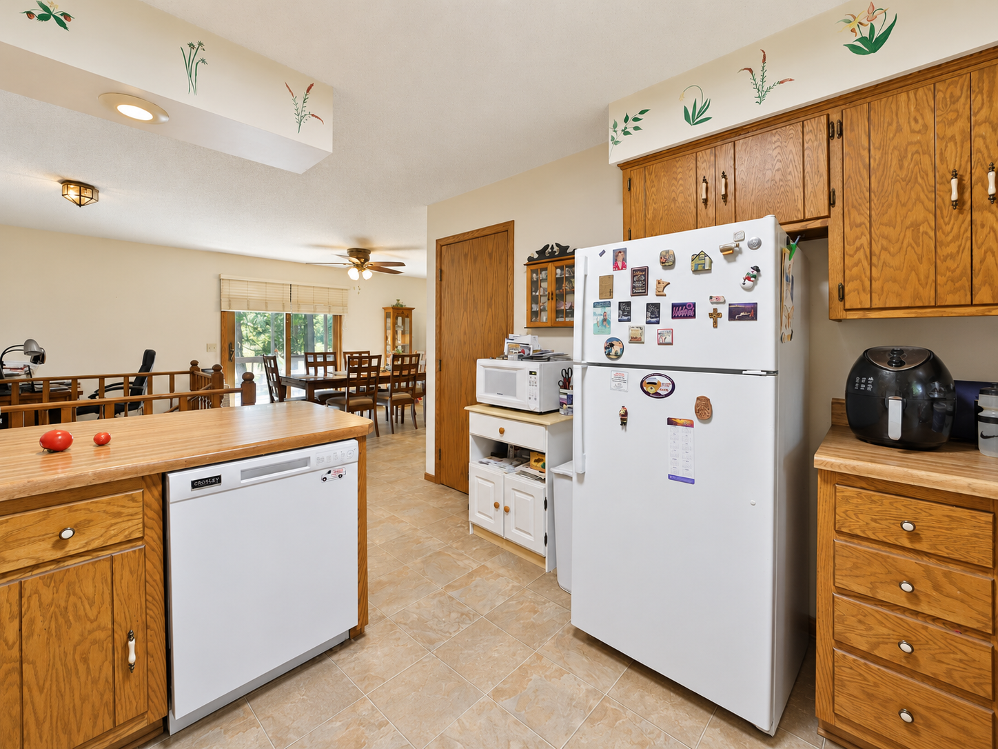 5583 Legend Lane Property Photo 4