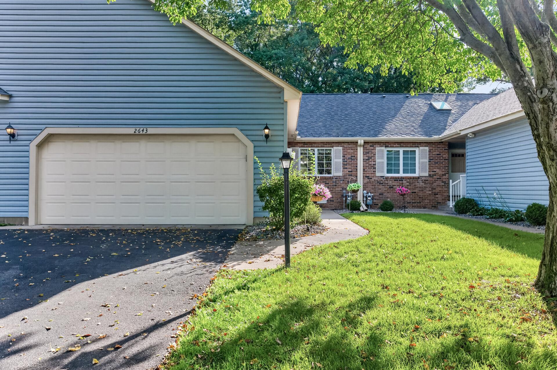 2643 Lake Court Circle Property Photo 1
