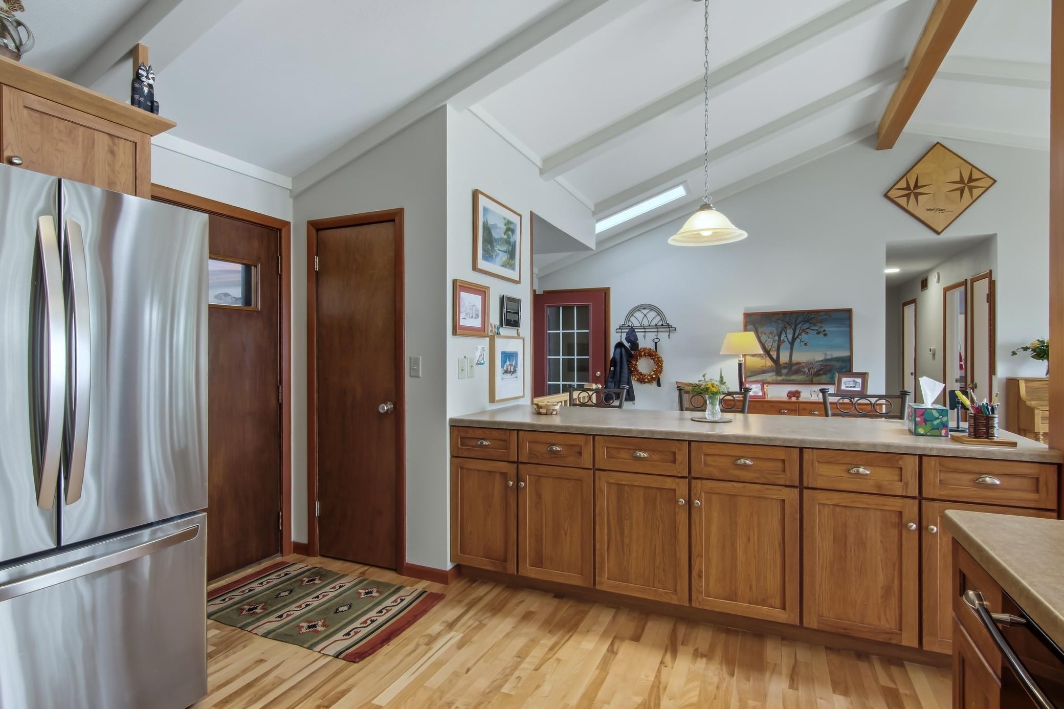 1202 North Shore Drive Ne Property Photo 6