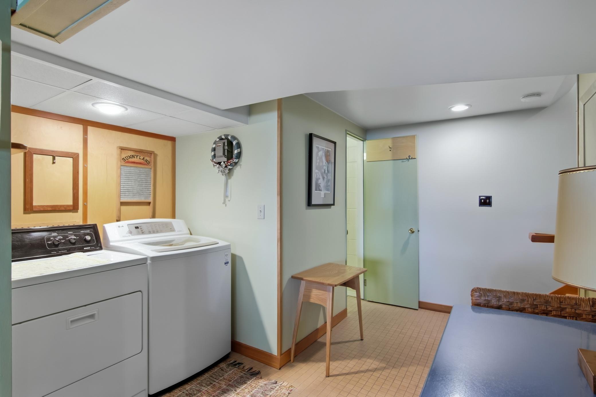 1202 North Shore Drive Ne Property Photo 23