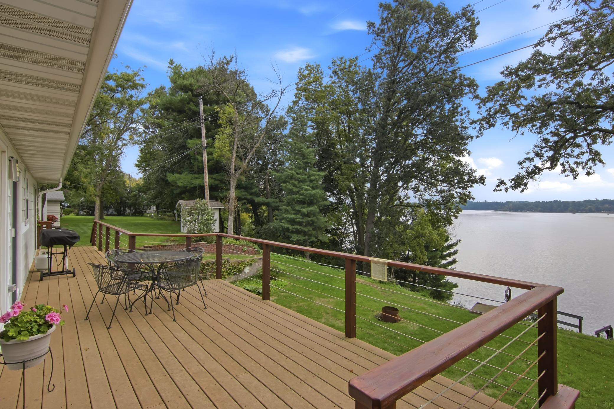 1202 North Shore Drive Ne Property Photo 27