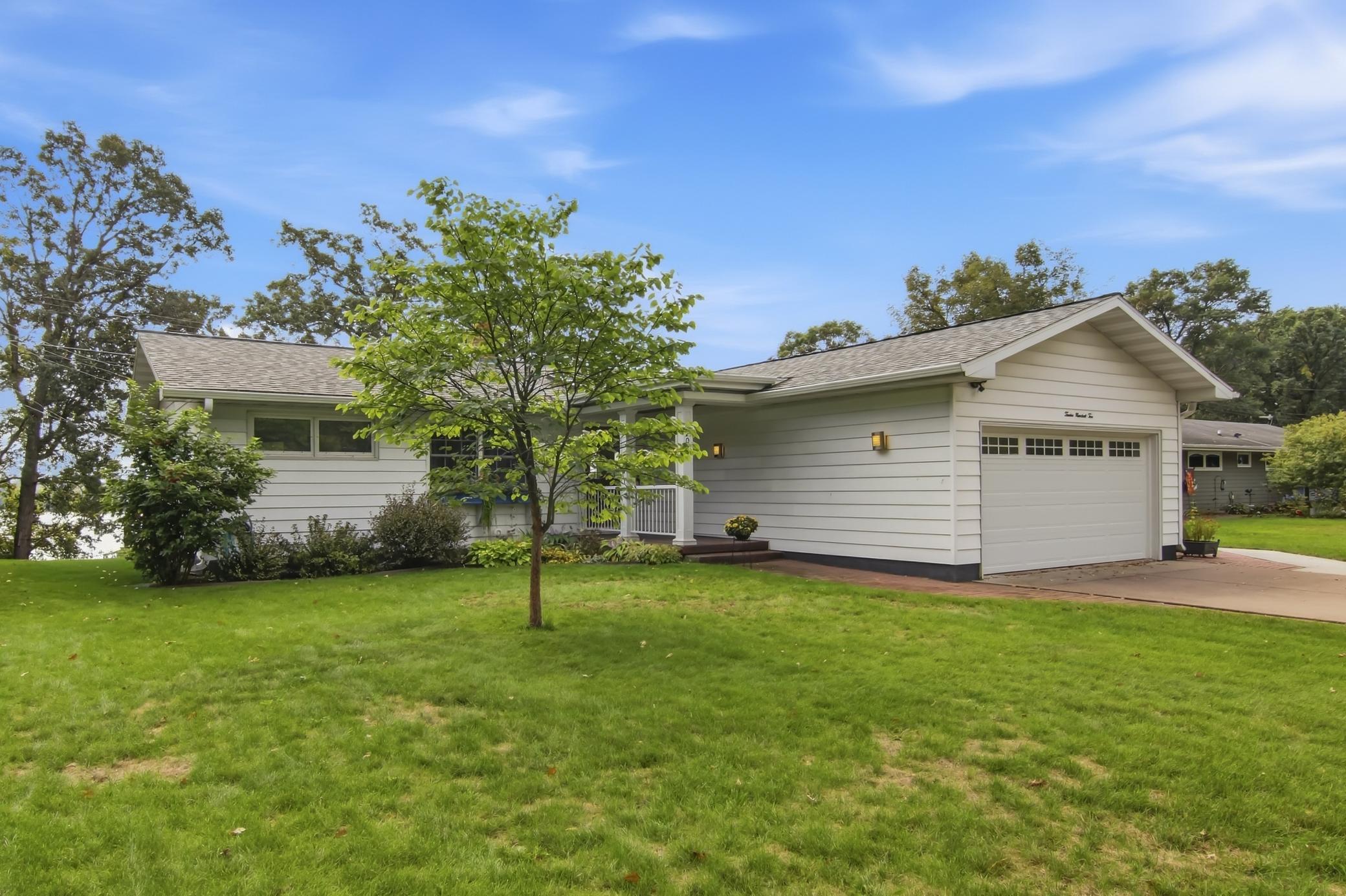 1202 North Shore Drive Ne Property Photo 34