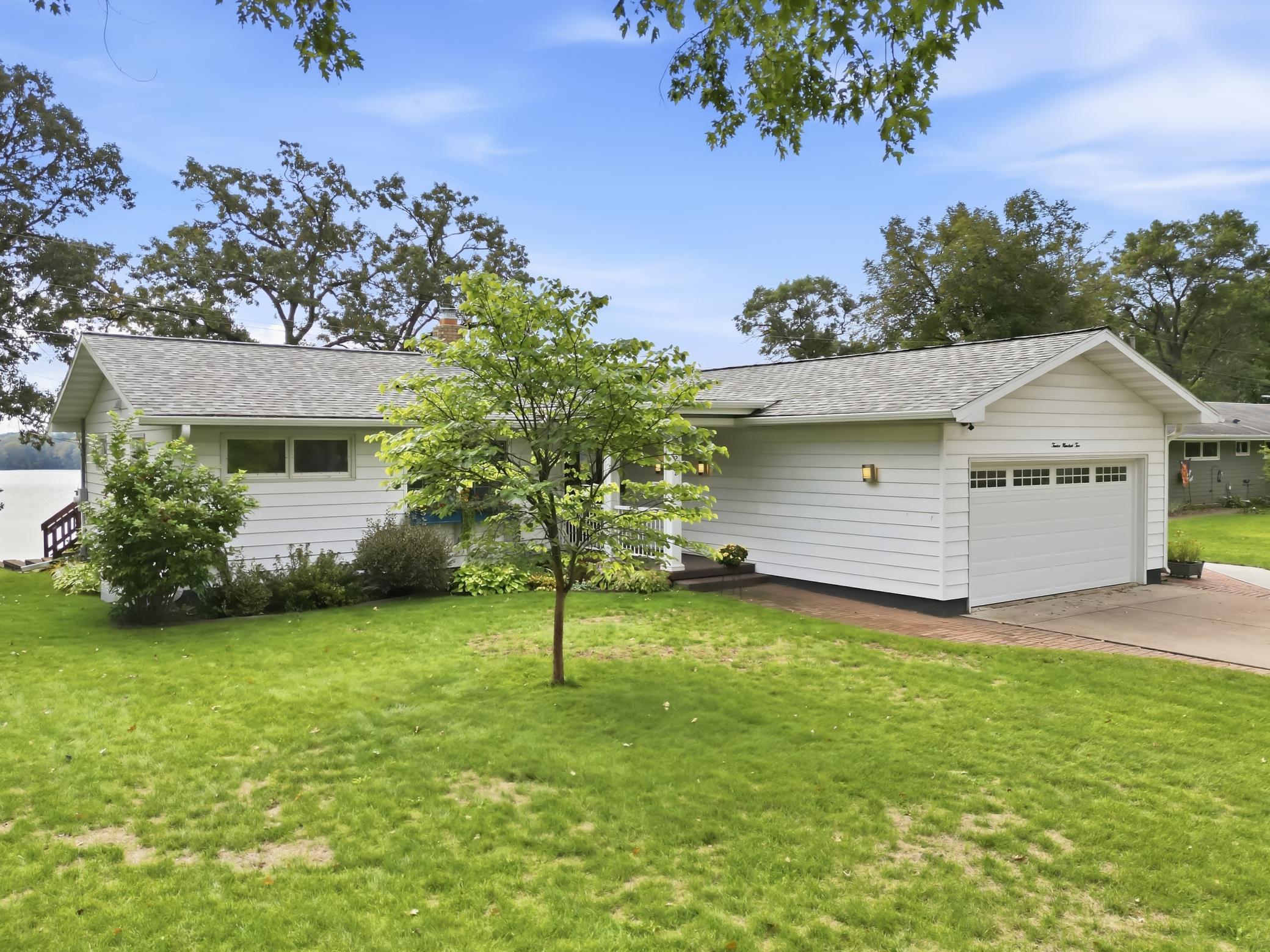 1202 North Shore Drive Ne Property Photo 41
