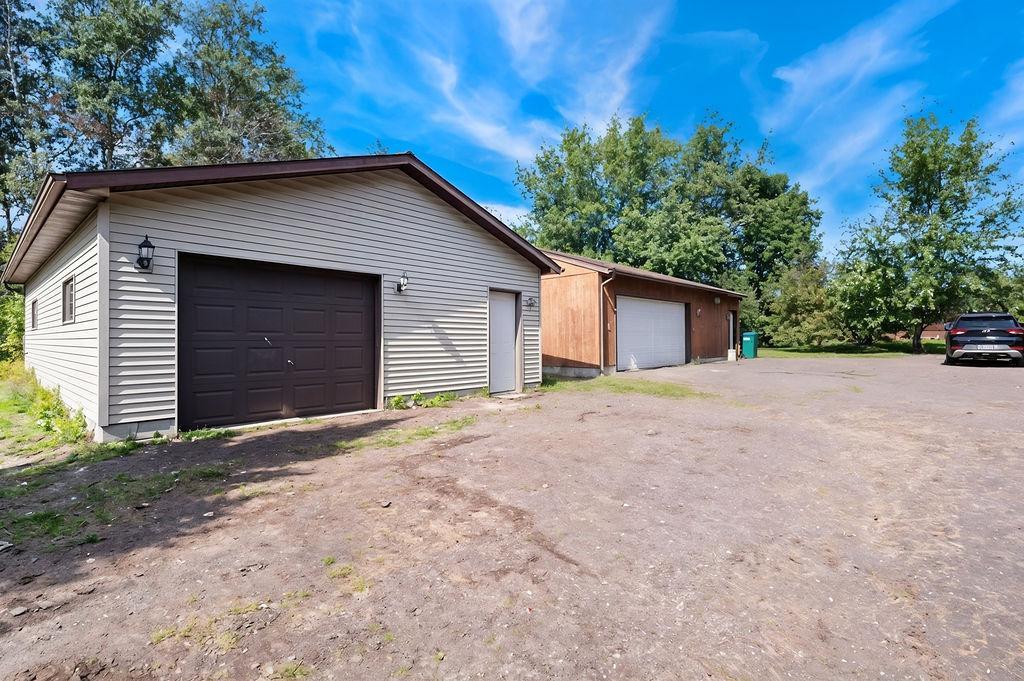 175 W Stark Road Property Photo 6